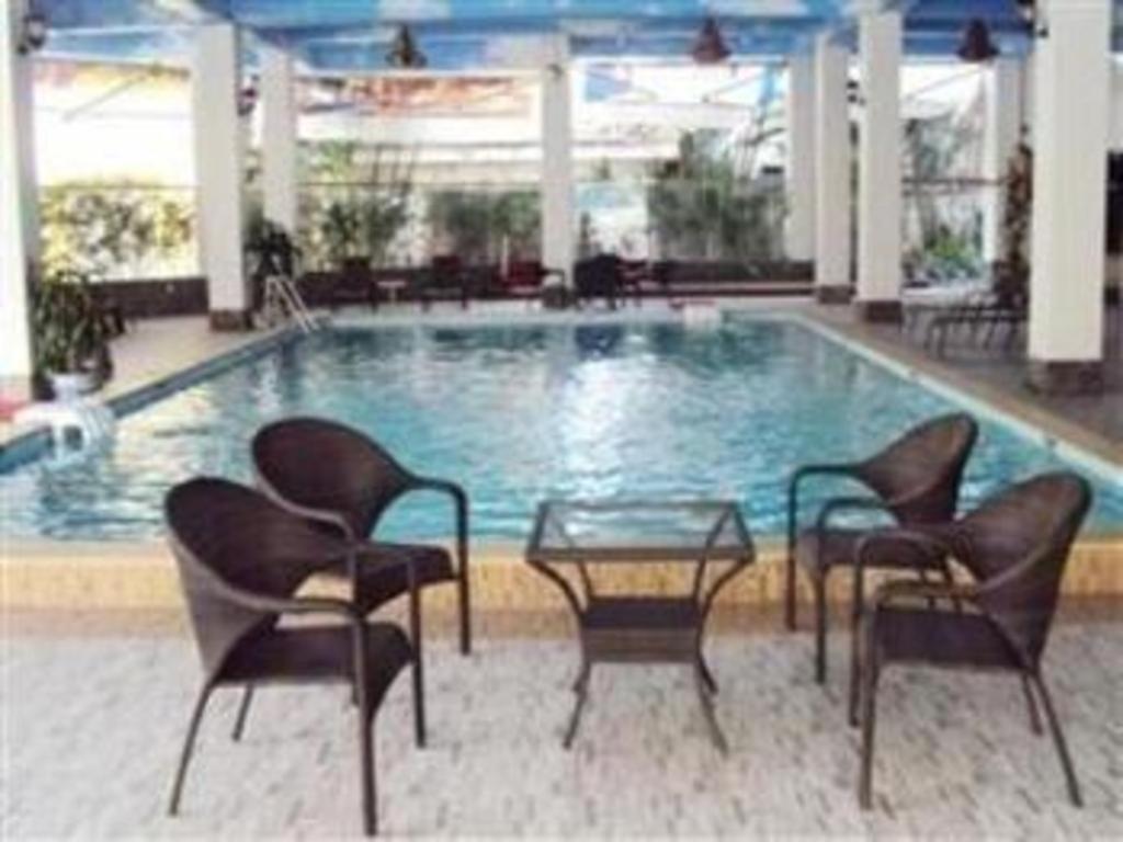 Hotel Huu Nghi 4*