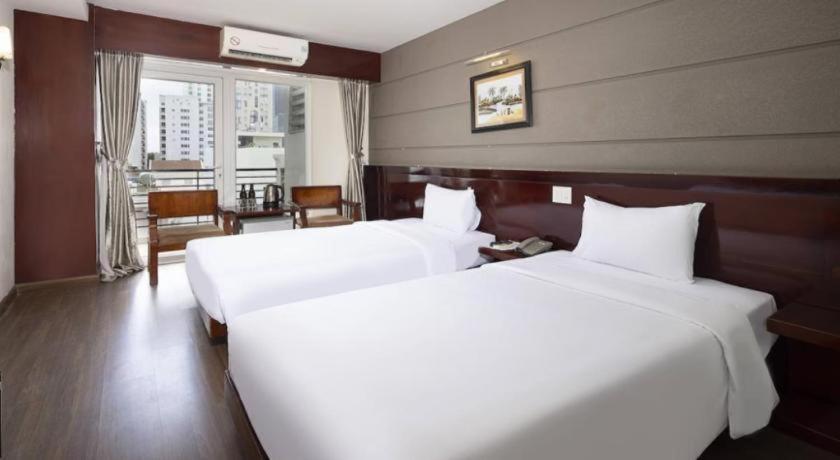 Hotel Barcelona Nha Trang