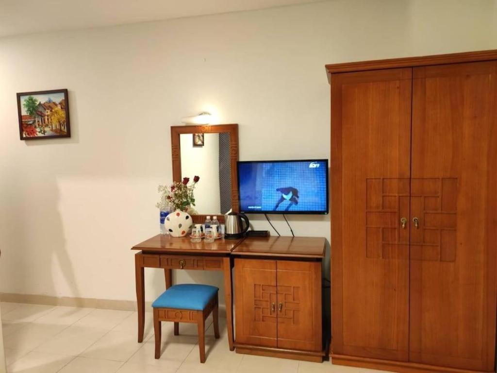 Khách sạn Hồng Hạc