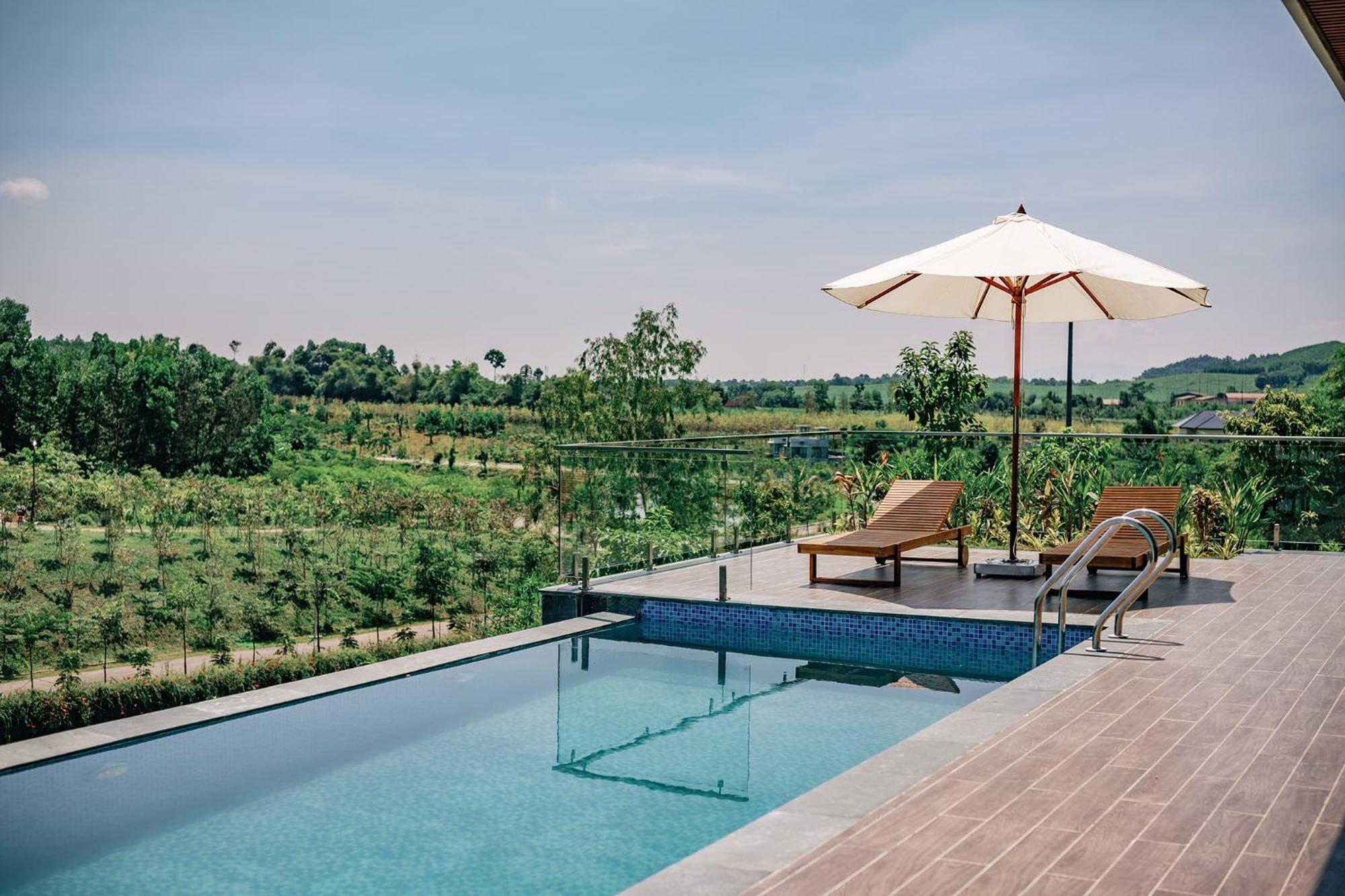 Lamori & Resort