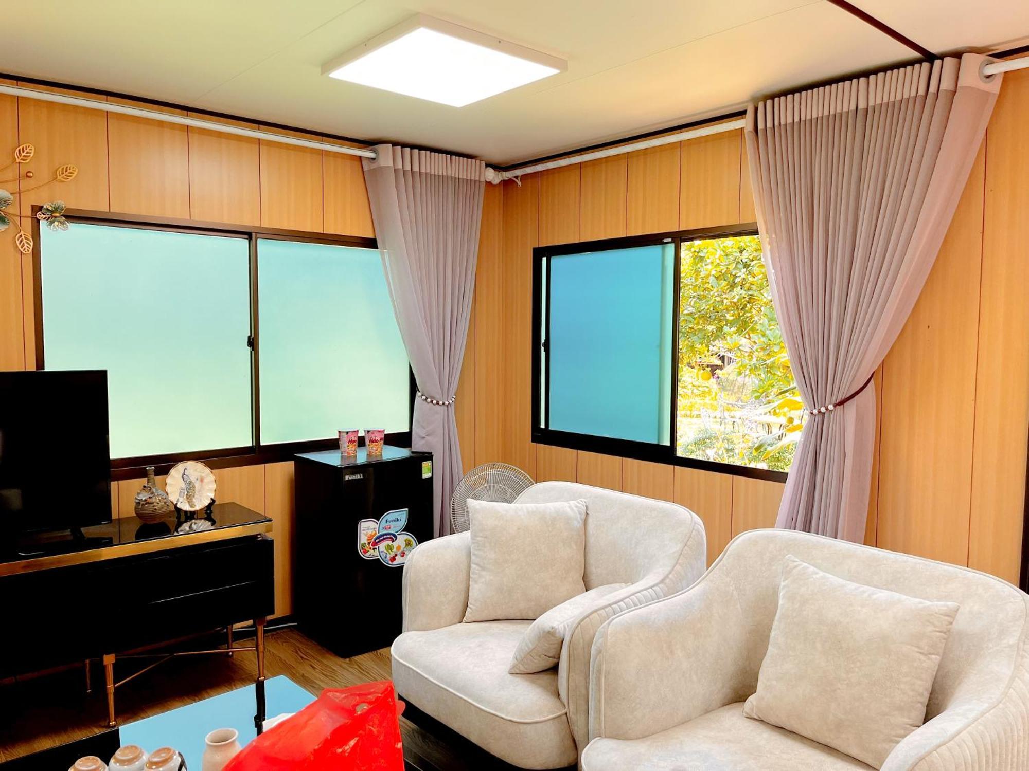 Sapphire Hill Farm stay Hanoi