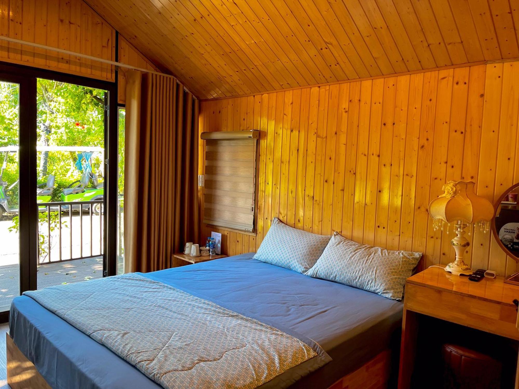 Sapphire Hill Farm stay *