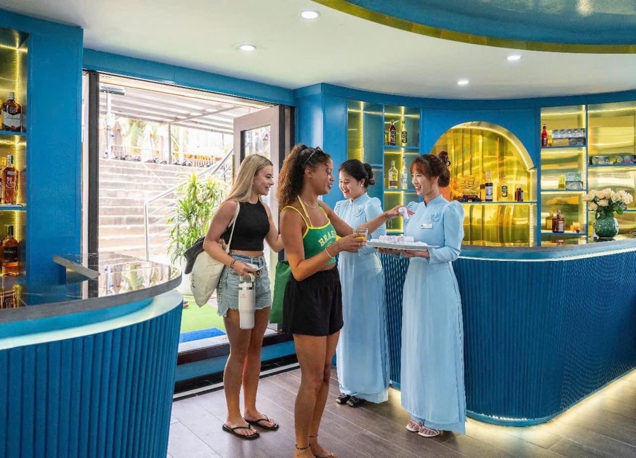 Halong Collection Of The Sea Cruises Botel Ha Long