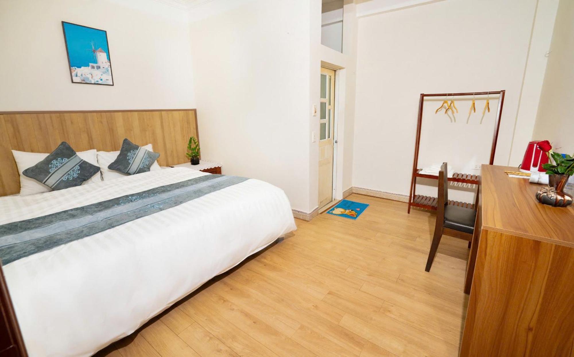 Airy Nest Hanoi