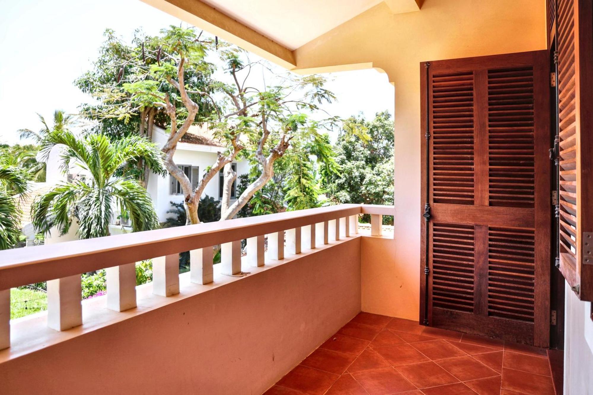 Villa Luxurious 3brvilla Domaine Mui Ne With Pool & Tennis Court Access