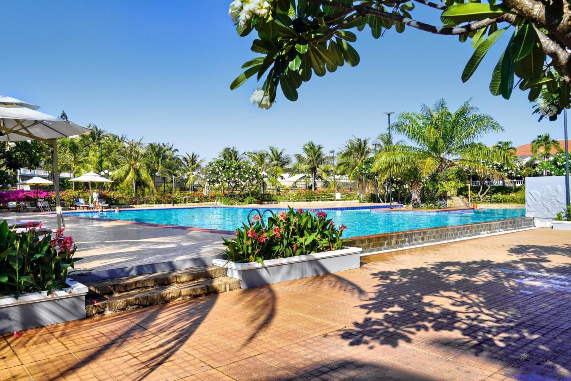 Luxurious 3brvilla Domaine Mui Ne With Pool & Tennis Court Access * Phu Hai