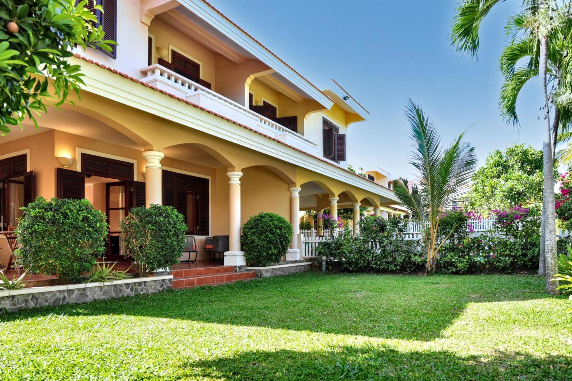 Villa Luxurious 3brvilla Domaine Mui Ne With Pool & Tennis Court Access *