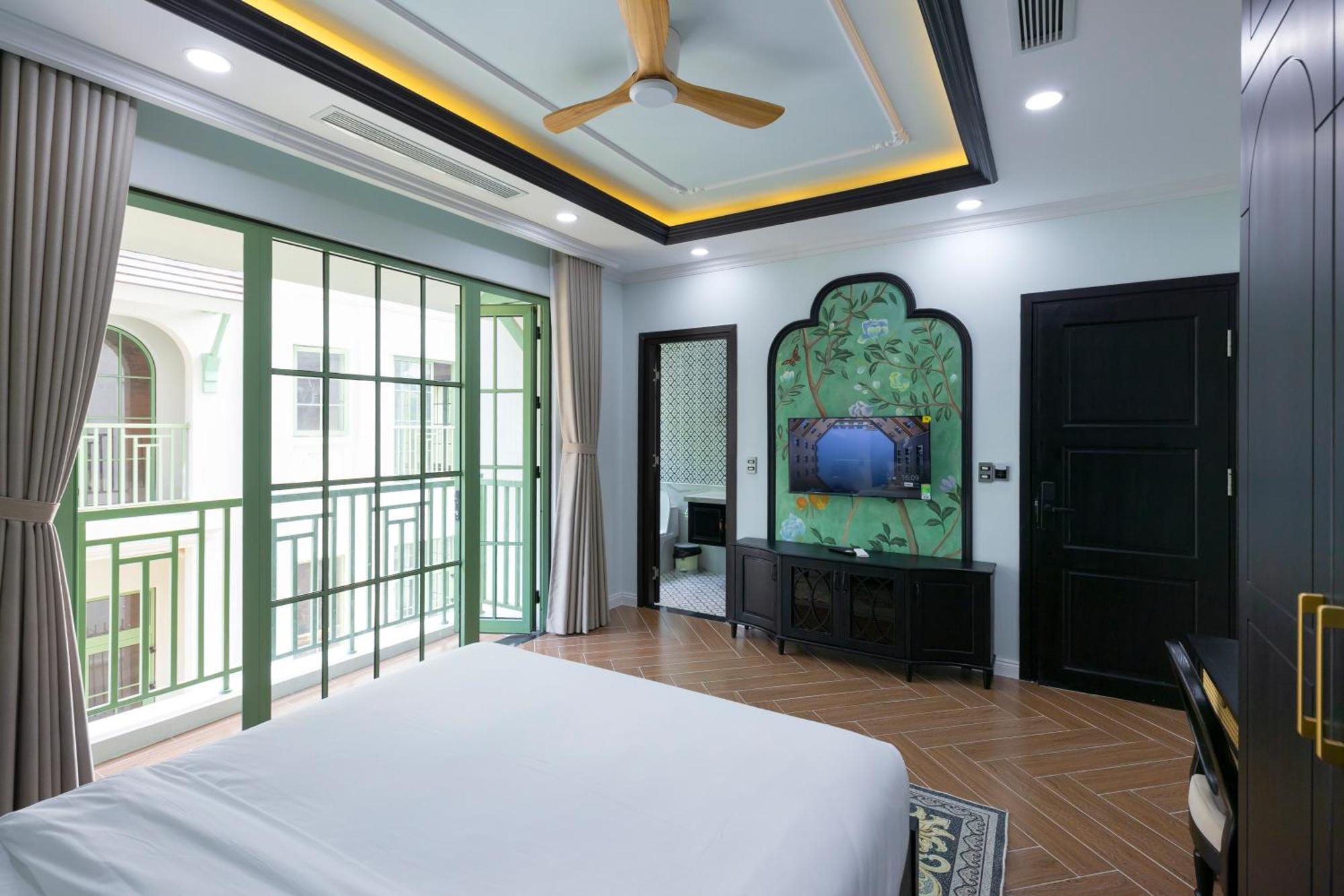 Lotus Khem Villa