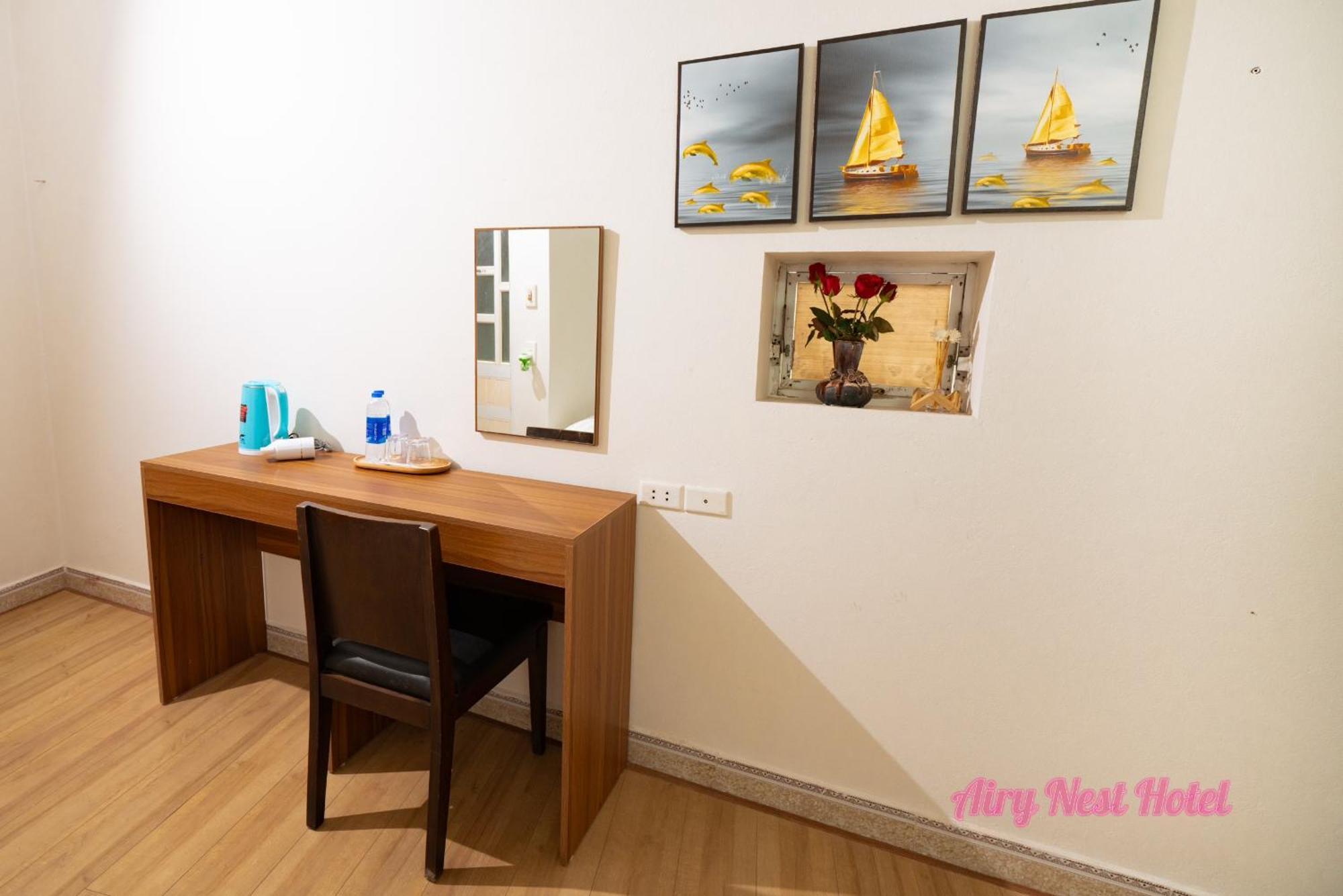 Airy Nest Hanoi