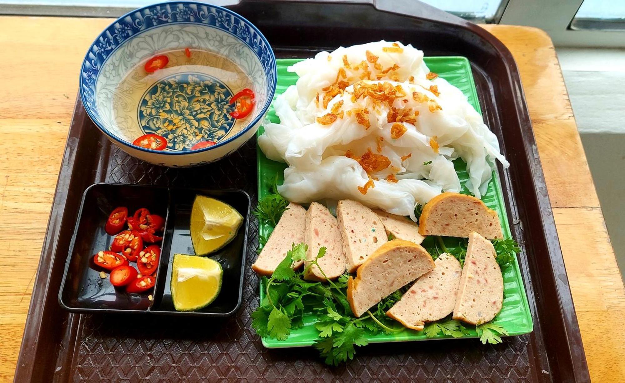 Hi Khách sạn *