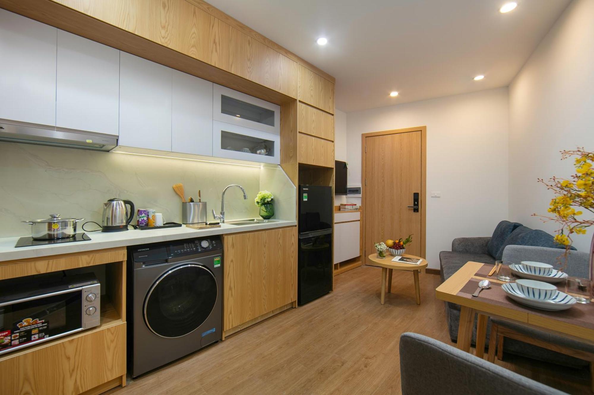 Khách sạn Westlake Pearl - & Pearl 4*