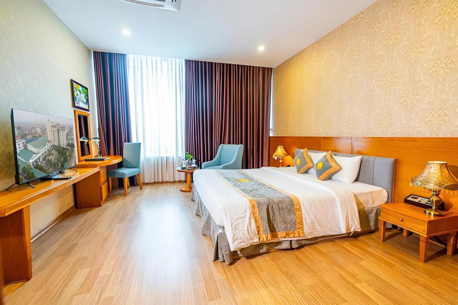 Hotel Hoang Son Peace 4*