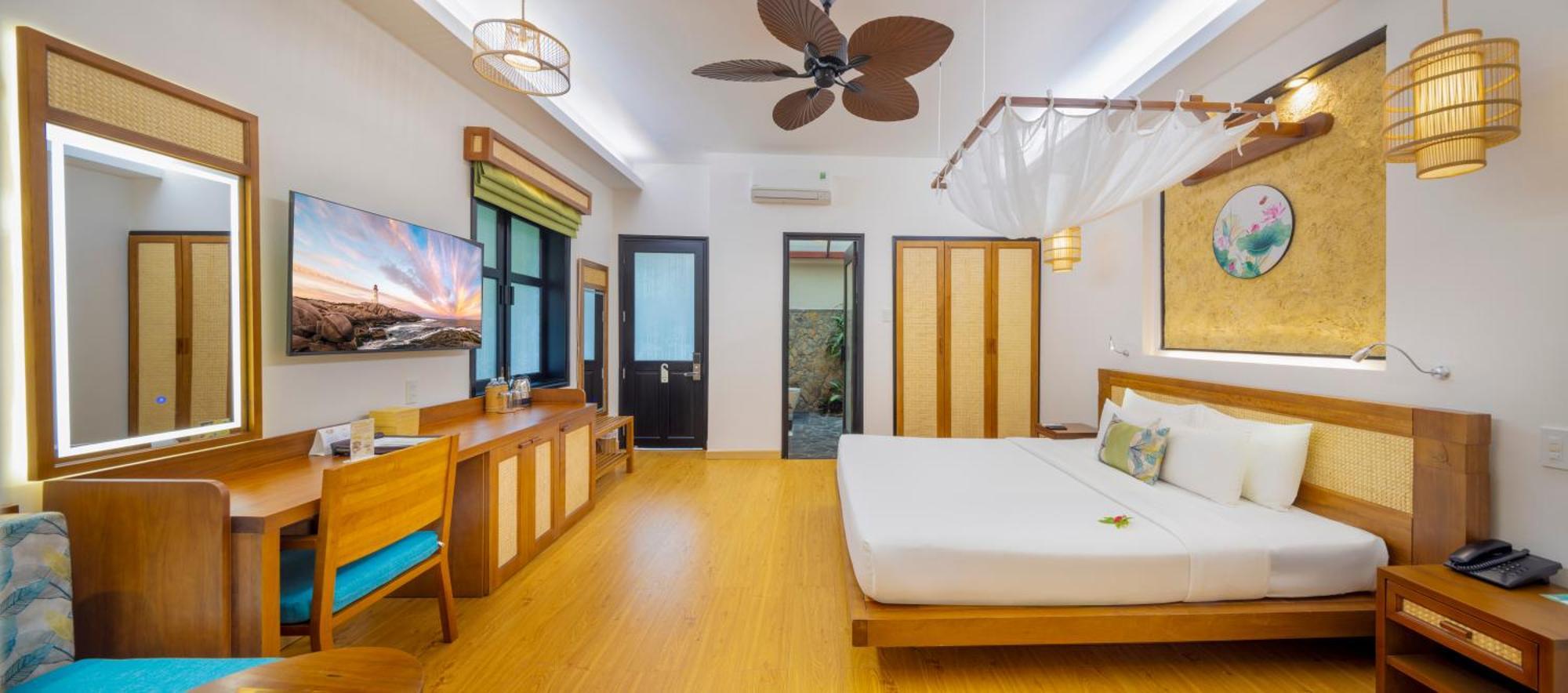 Bamboo Village & Resort