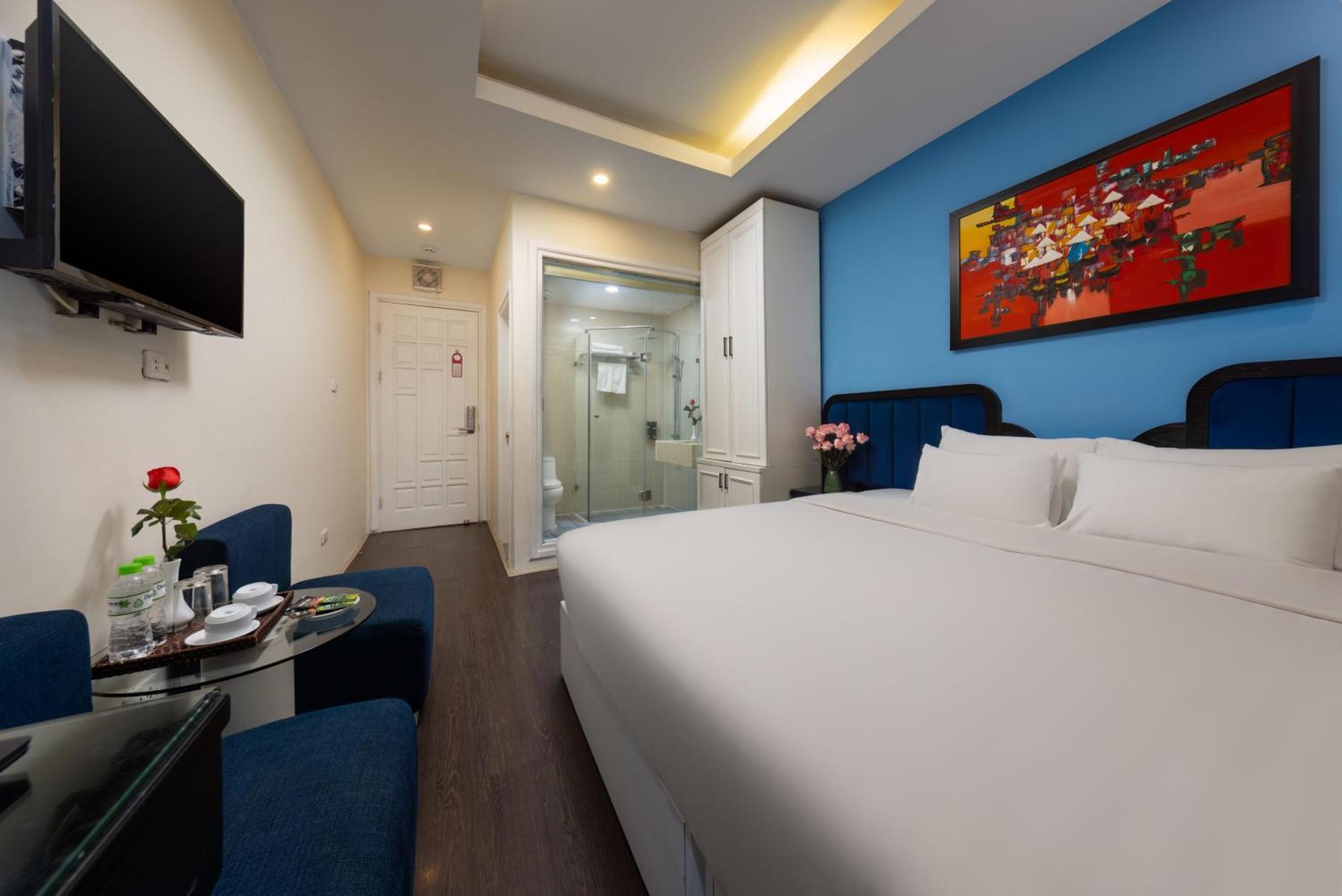 Mai Charming And Hotel