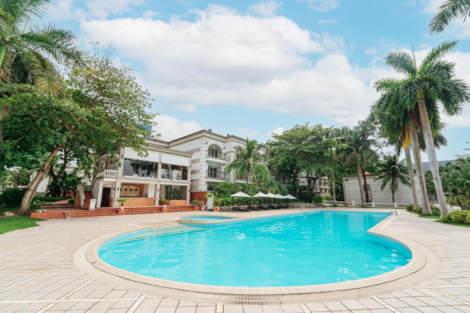 Hotel Royal Halong Ha Long