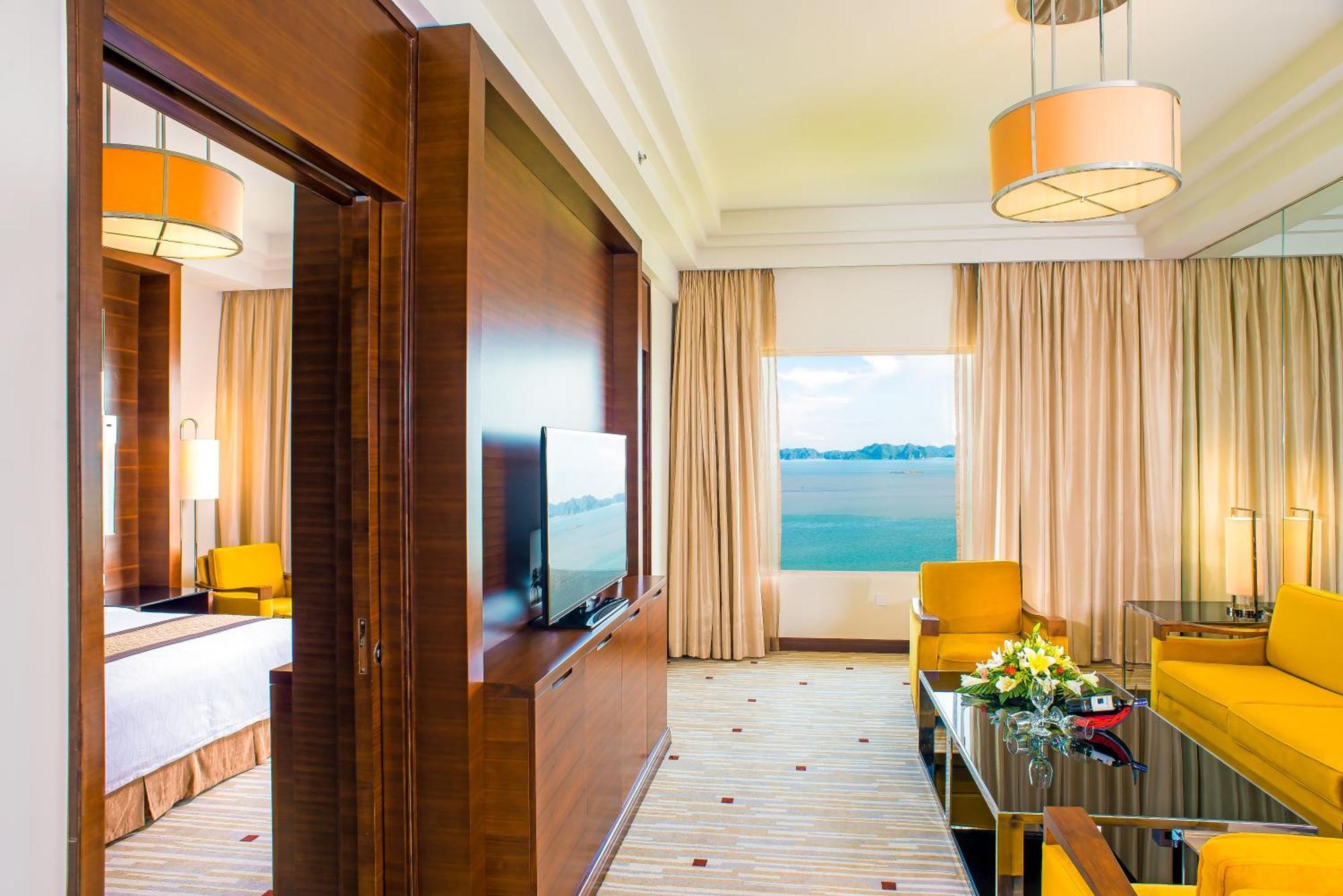 Hotel Royal Halong Ha Long