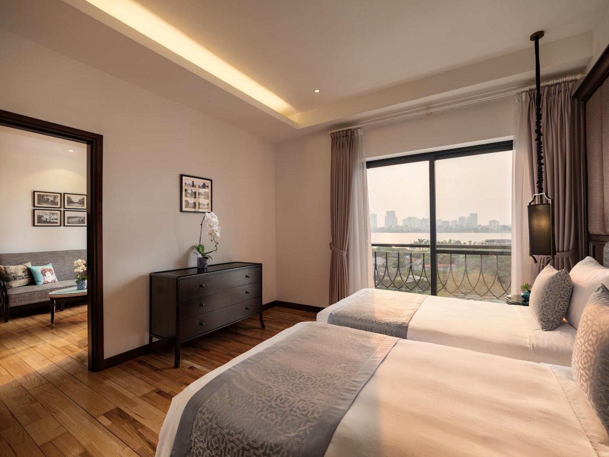 Hotel Elegant Westlake 5*