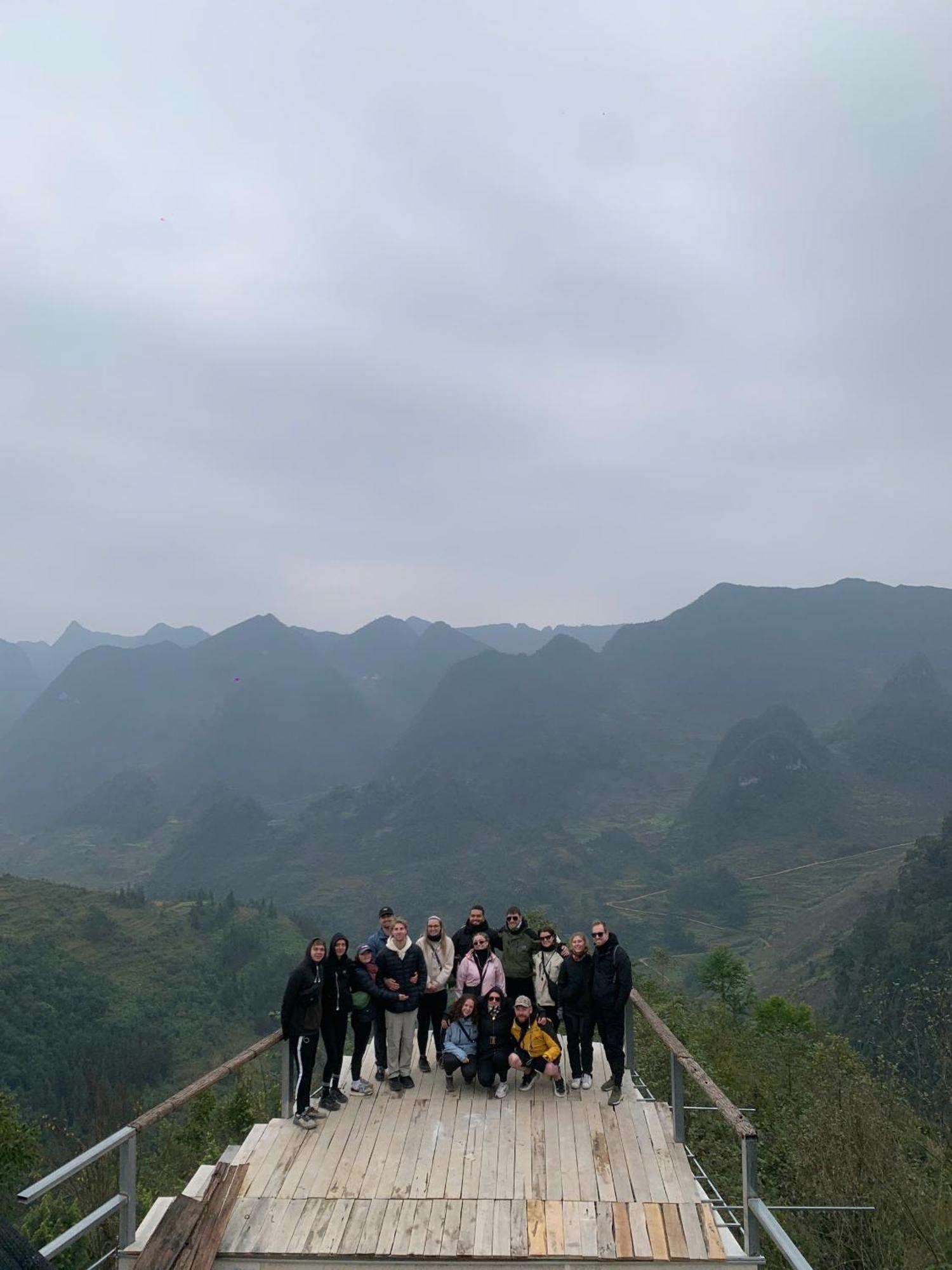 Cao Nguyen - Tours & Motorbikes - Plateau Hotel 3*