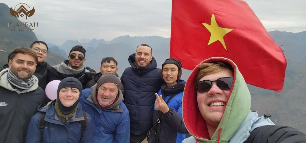 Cao Nguyen - Tours & Motorbikes - Plateau Hotel Ha Giang
