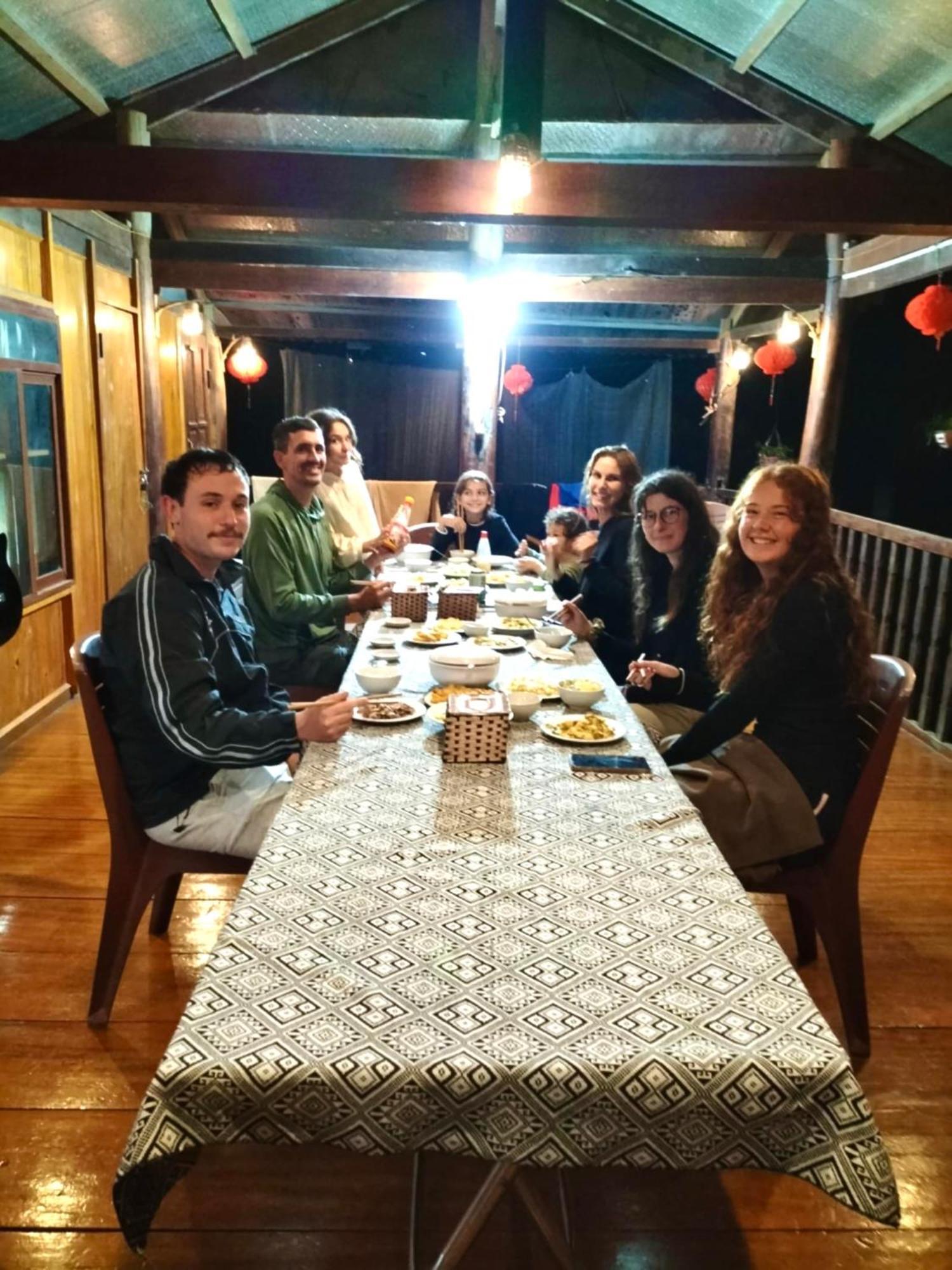 Lake-huyen Hao Bed & Breakfast