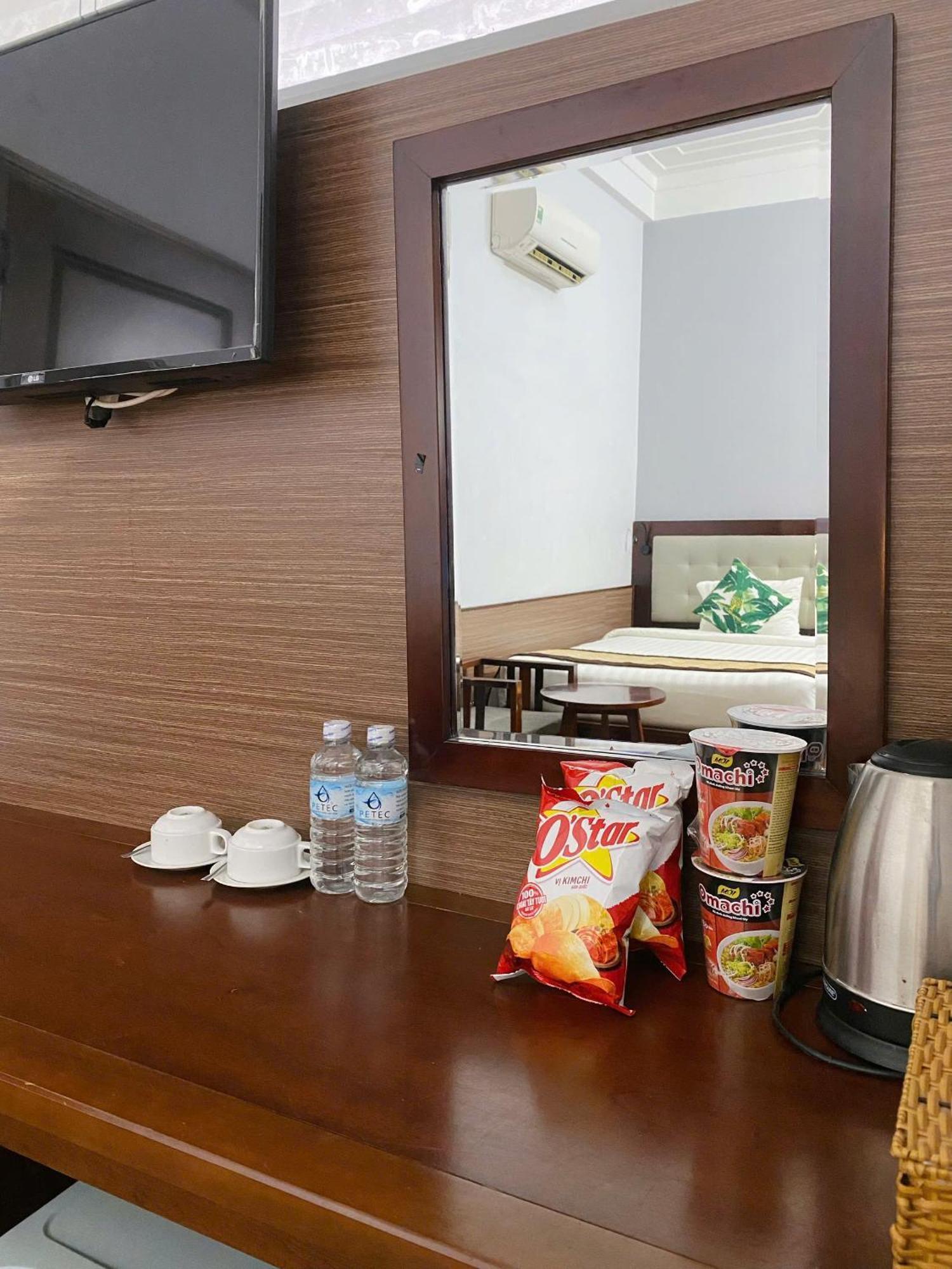 Flora Hotel 3*