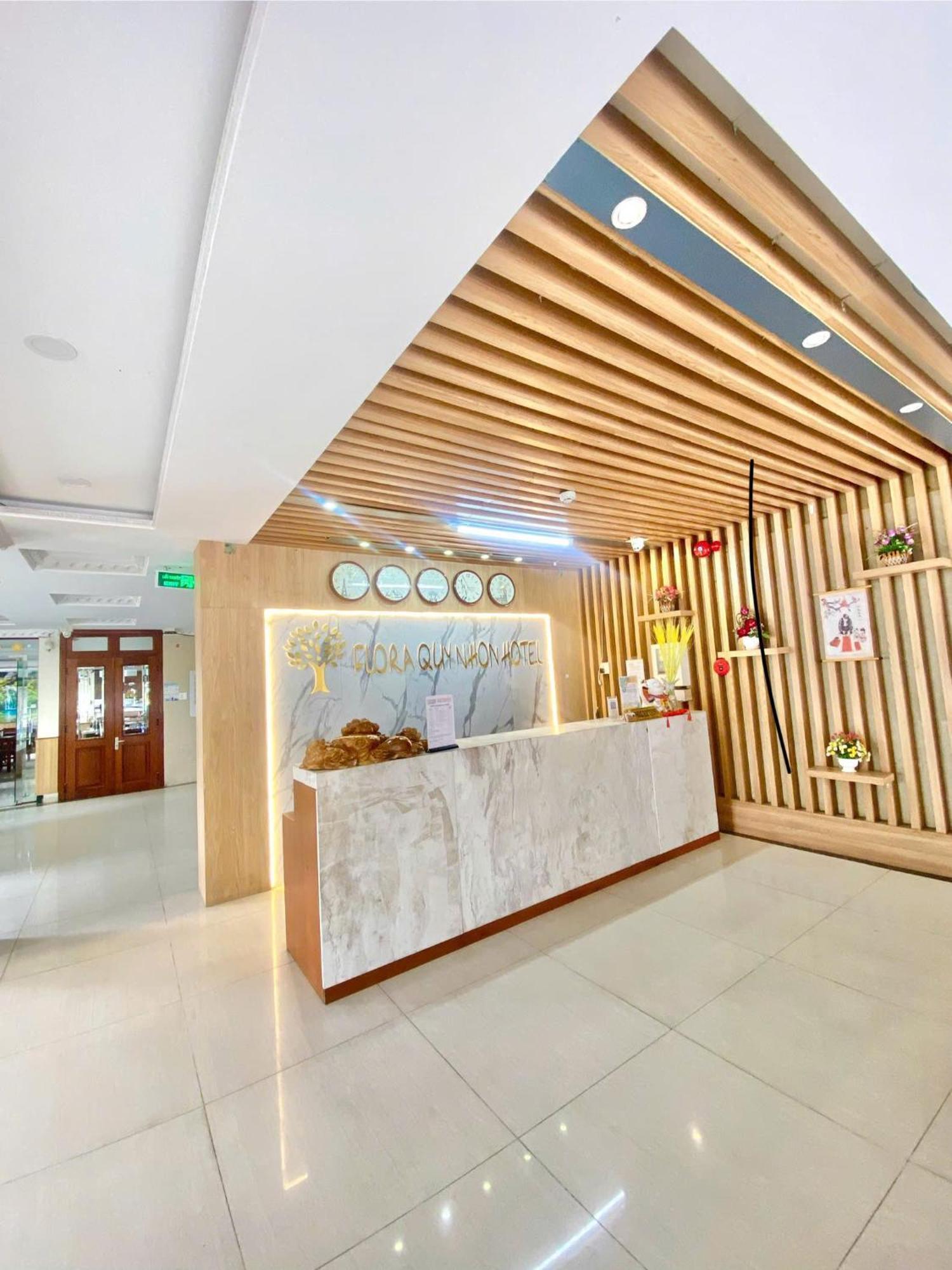 Flora Hotel 3*