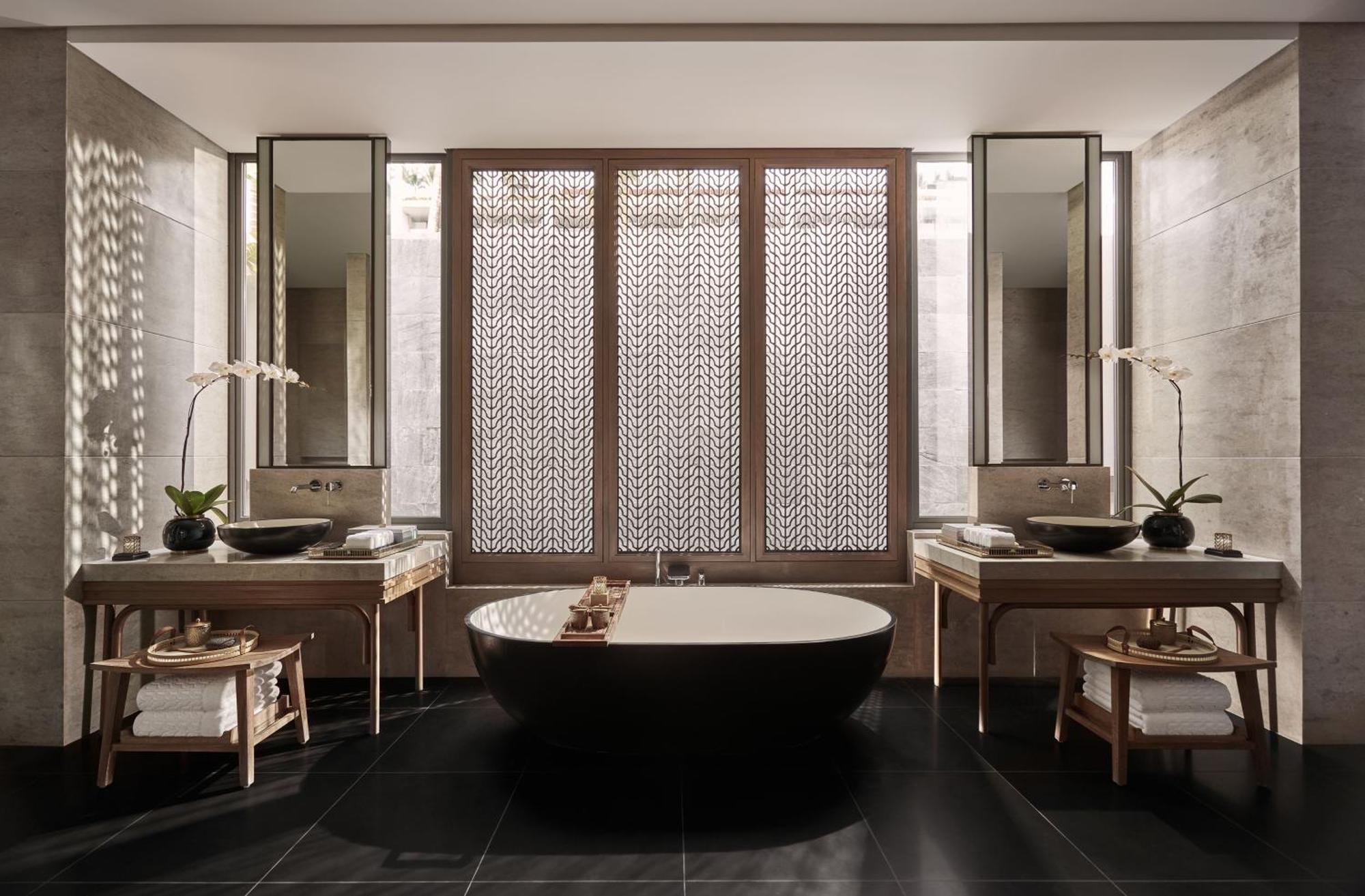 Regent Resort 5*
