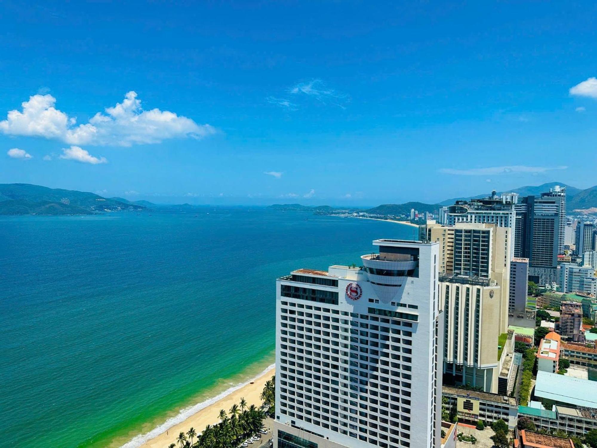 Gold Coast Luxury - Ocean View