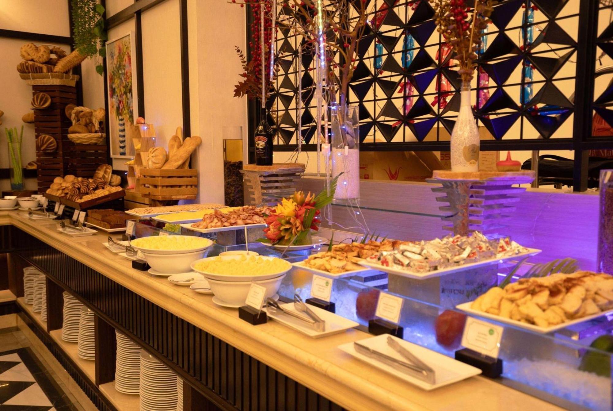 Wyndham Garden Grandworld Hotel