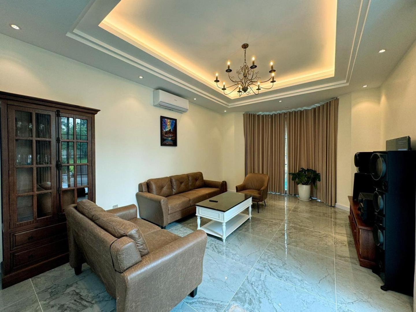Biet Thu Chu Nha Tu Doanh Tai Flamingos Dai Lai Villa *