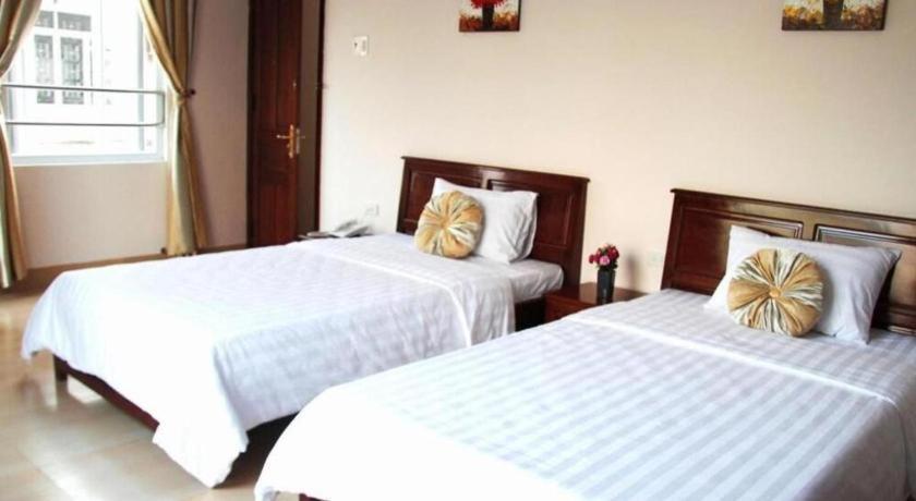 Huong Binh Hotel 2*