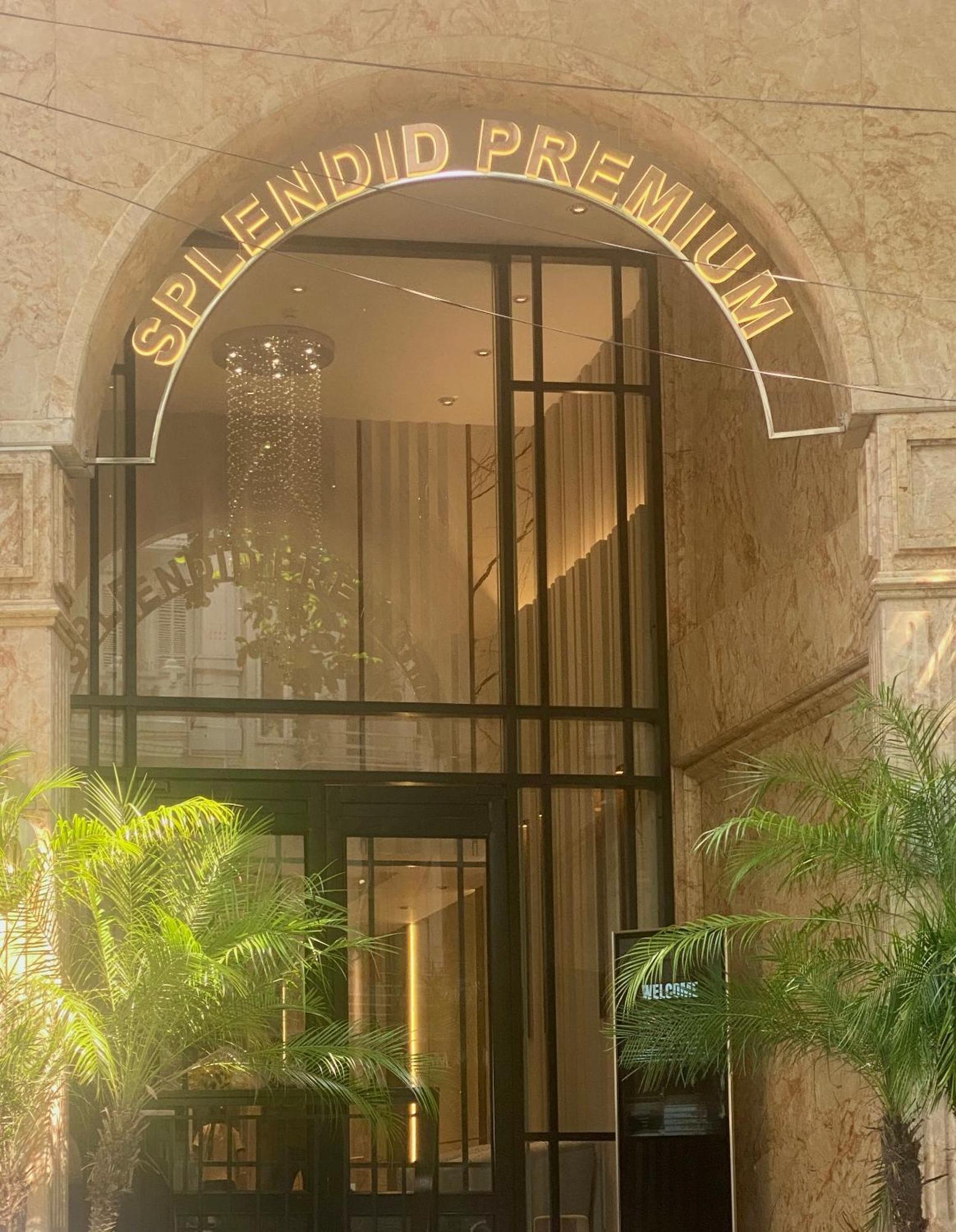 Splendid Premium