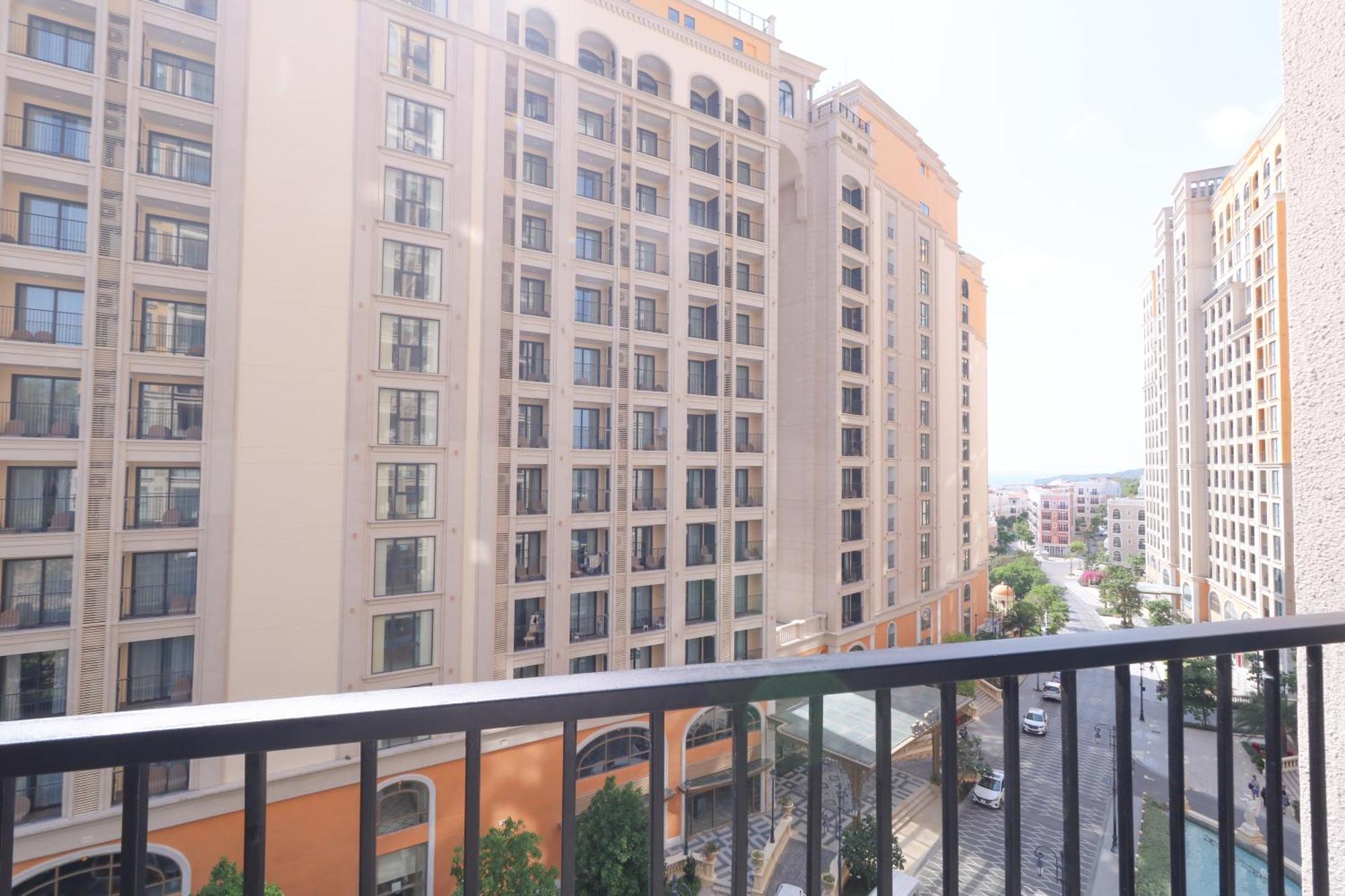 Apartment Seaside Fireworks Free Gym & Pool