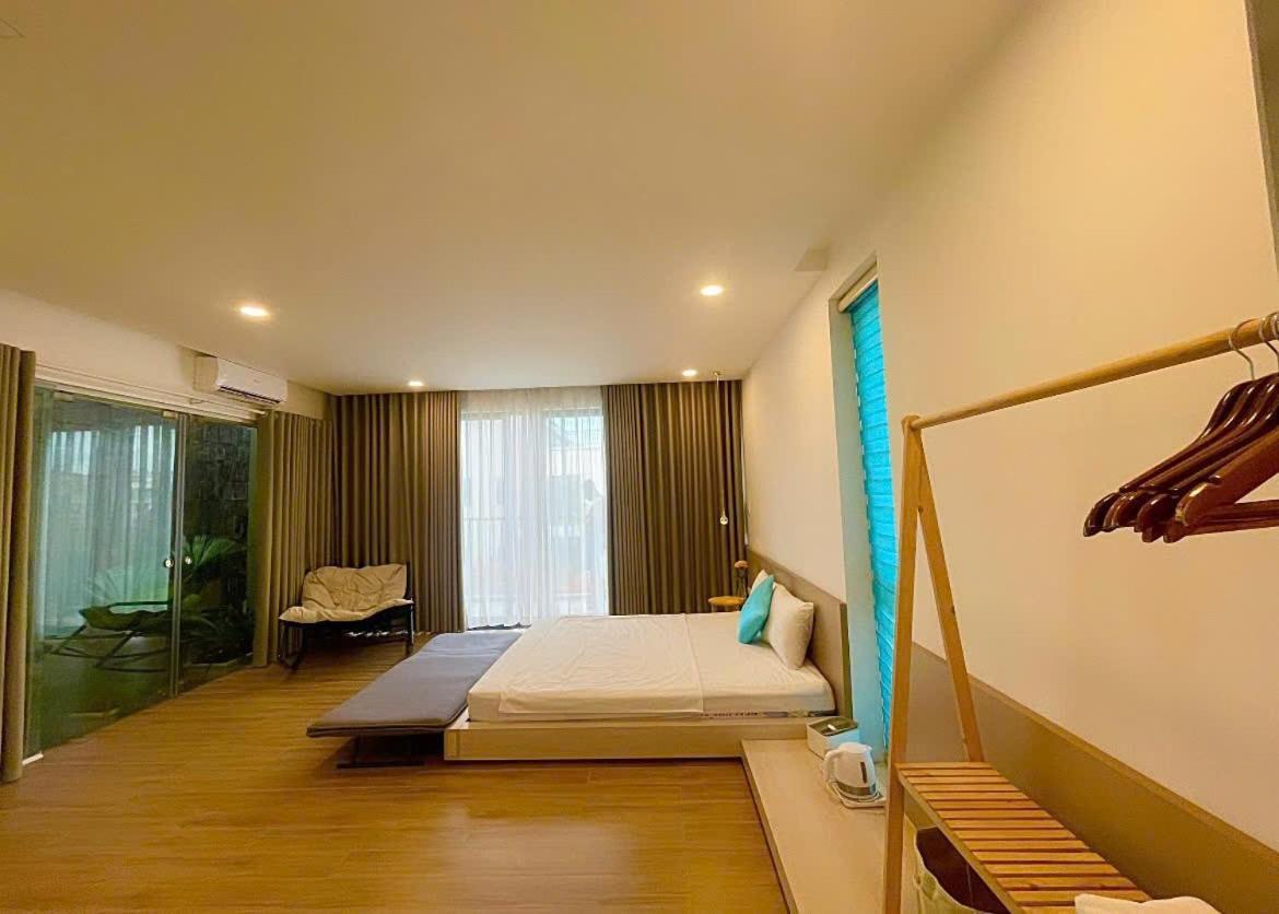 Rosy Villa