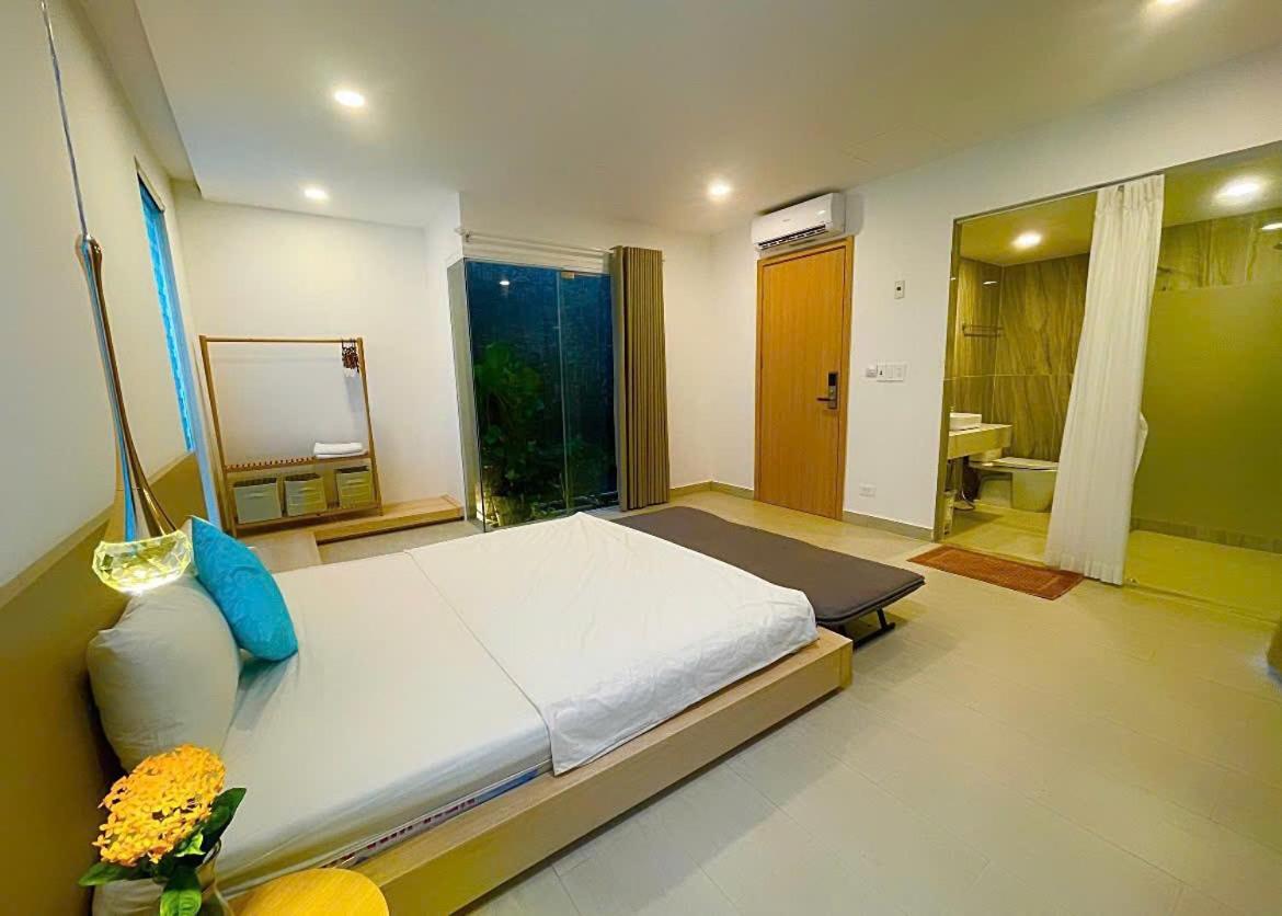Rosy Phu Quoc