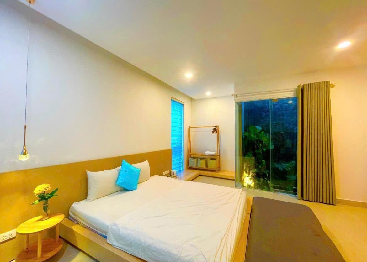 Rosy Villa