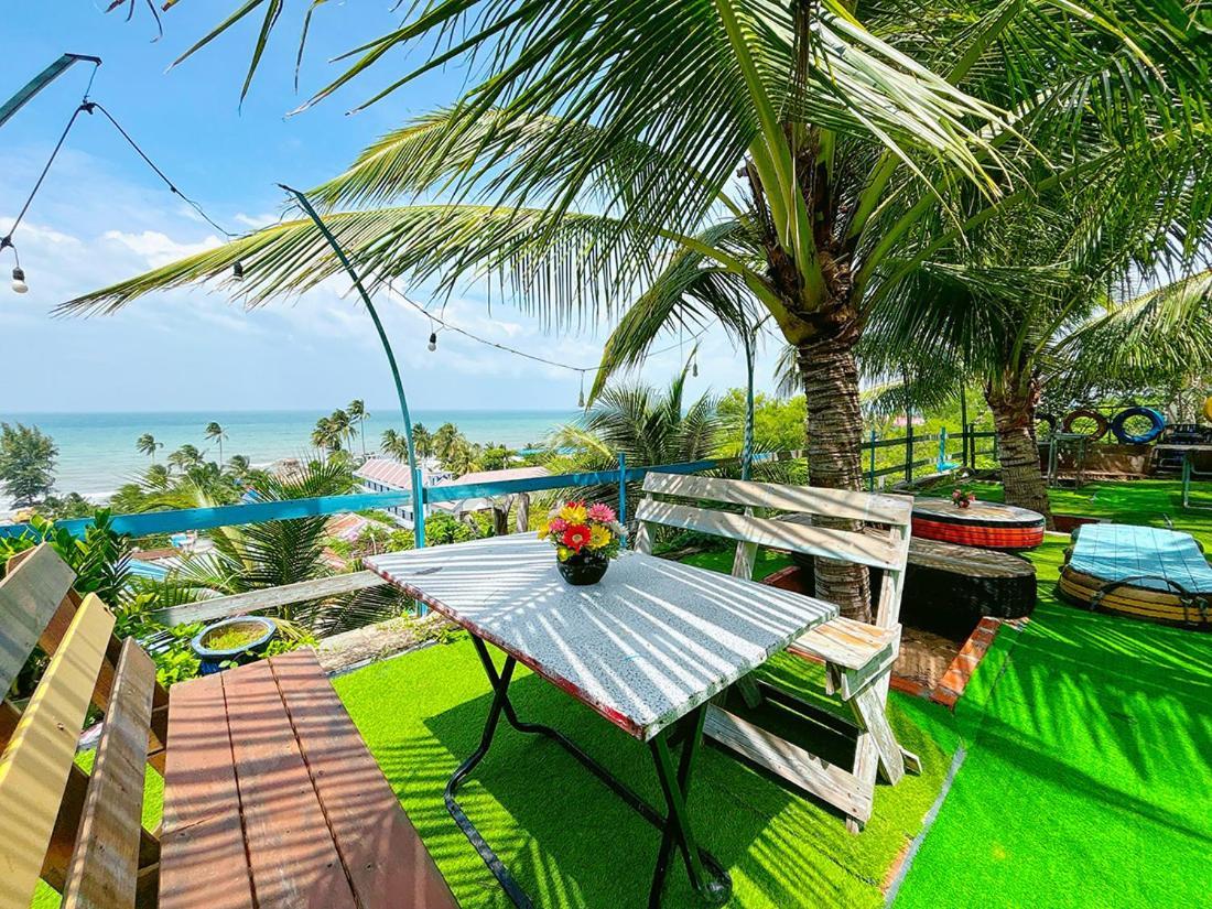 Quoc Dinh 2* Mui Ne
