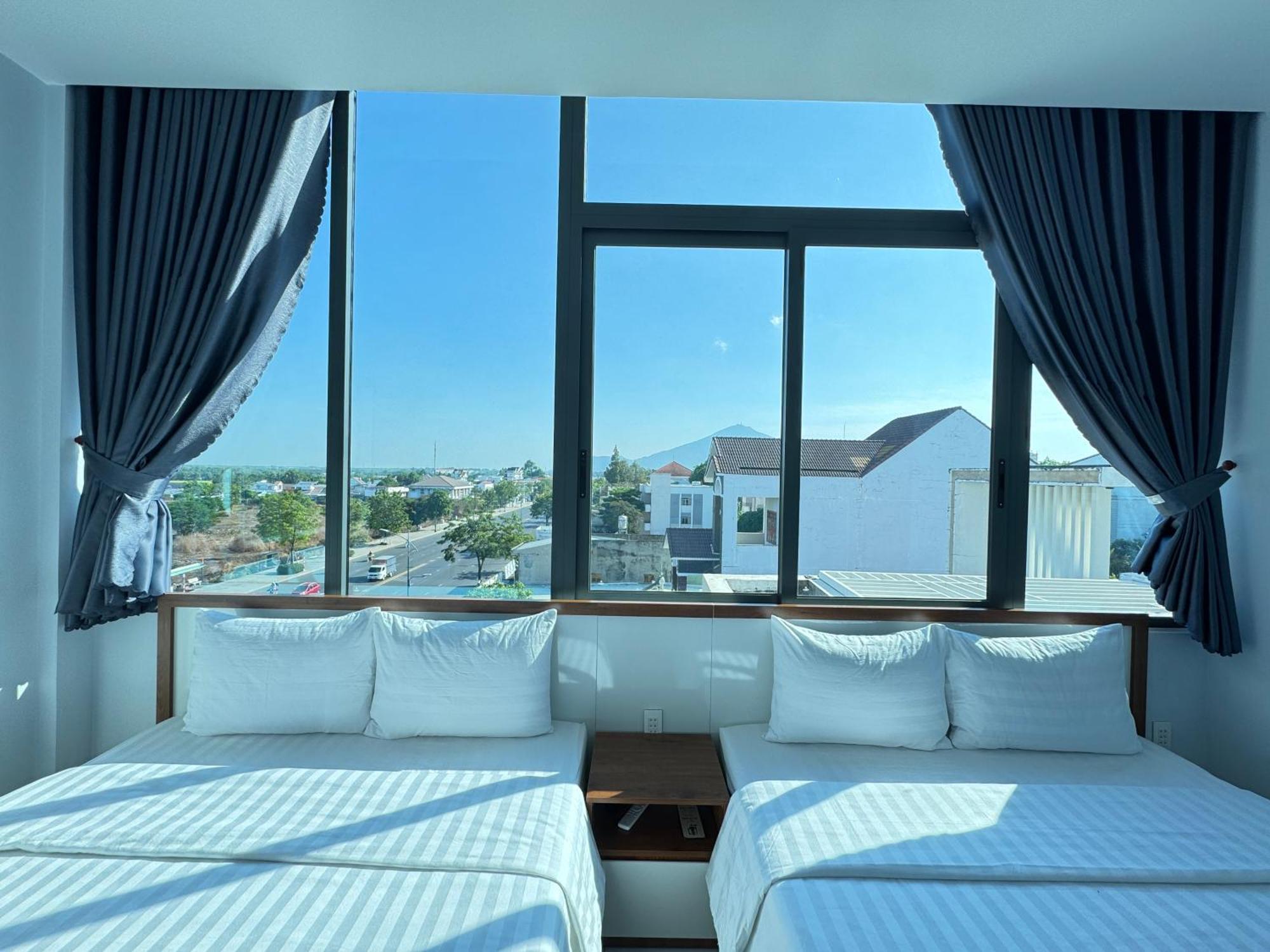 Hotel An Nhien *
