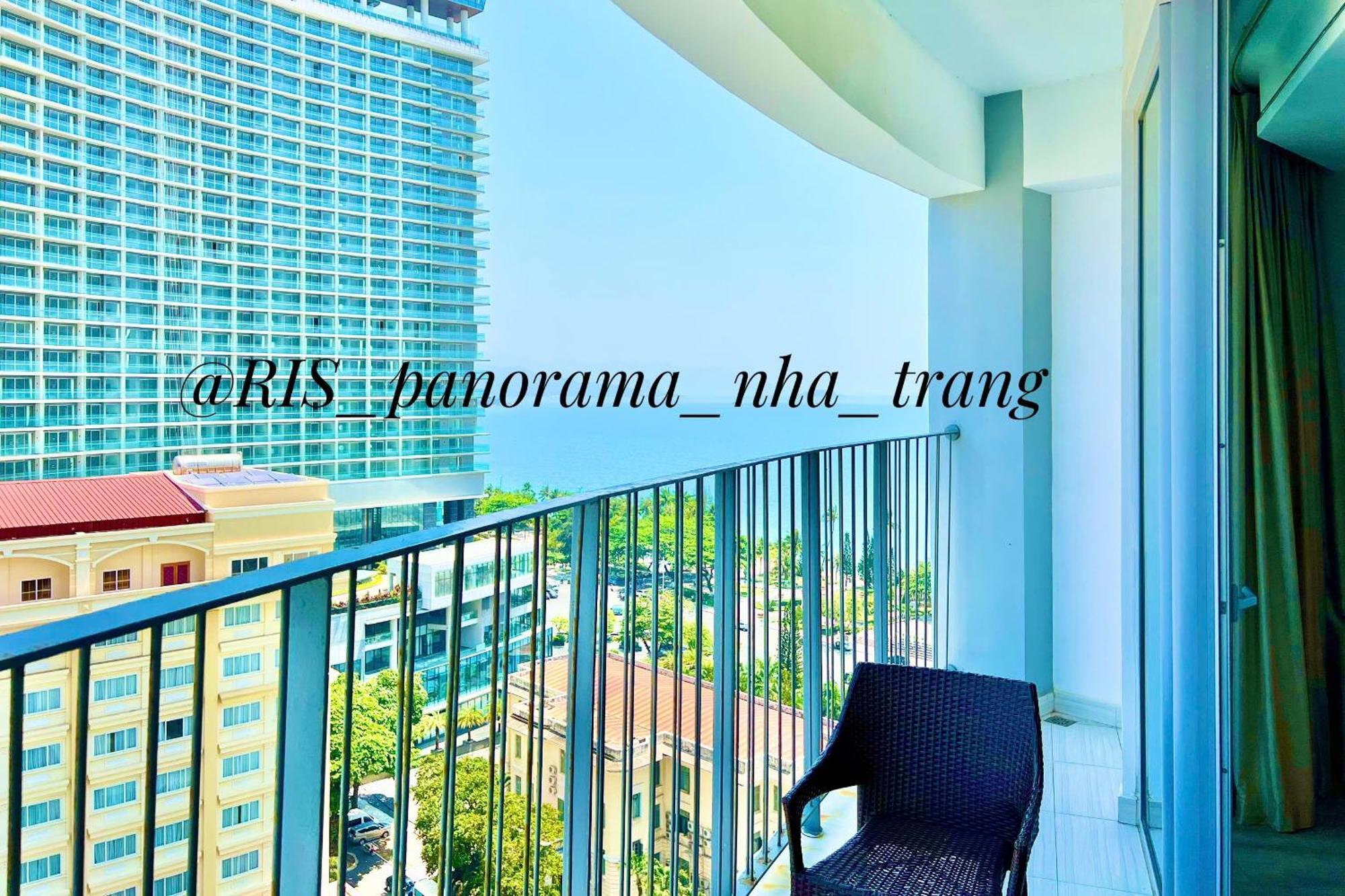 Panorama *