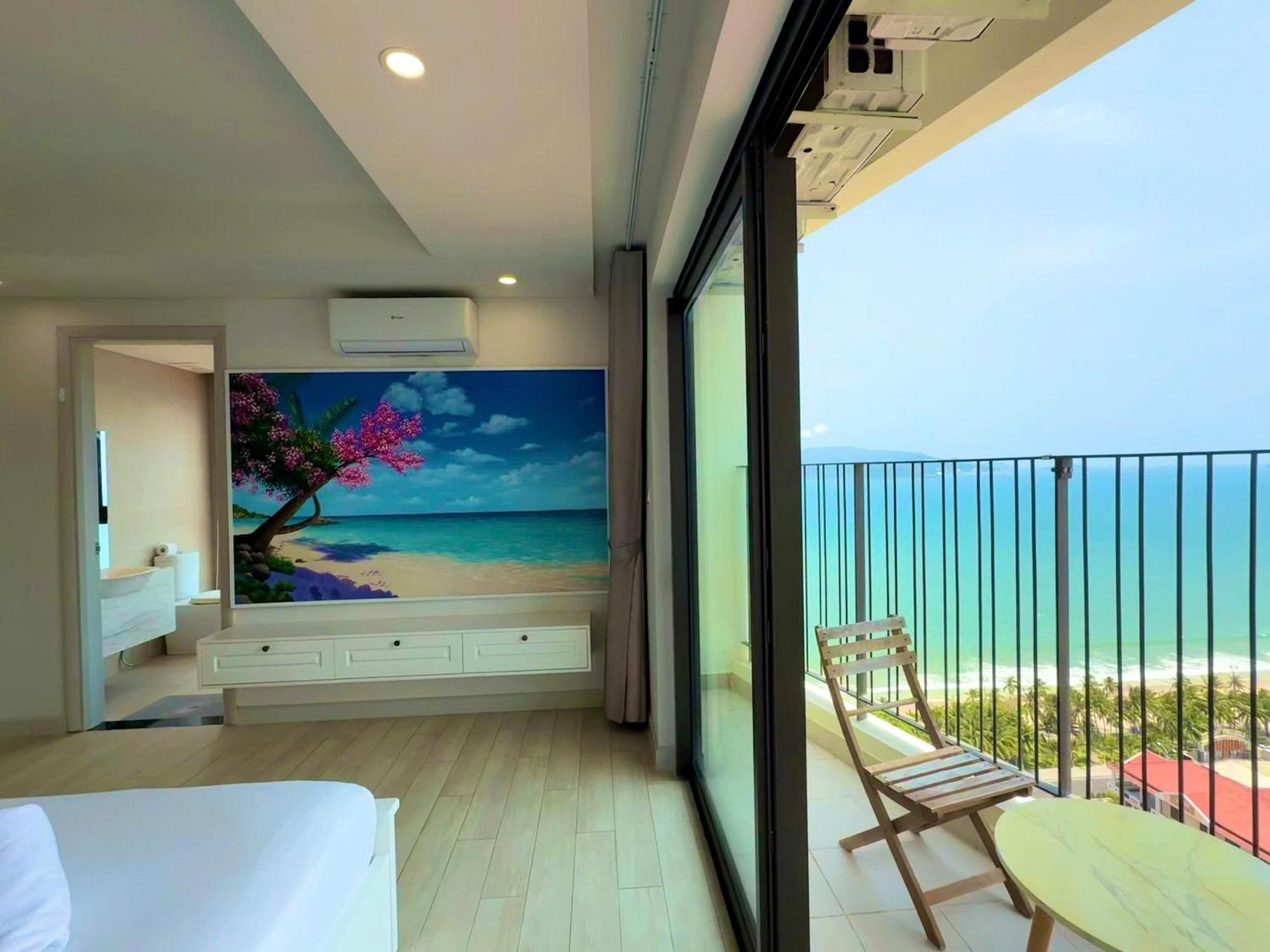 Gold Coast Luxury - Ocean View