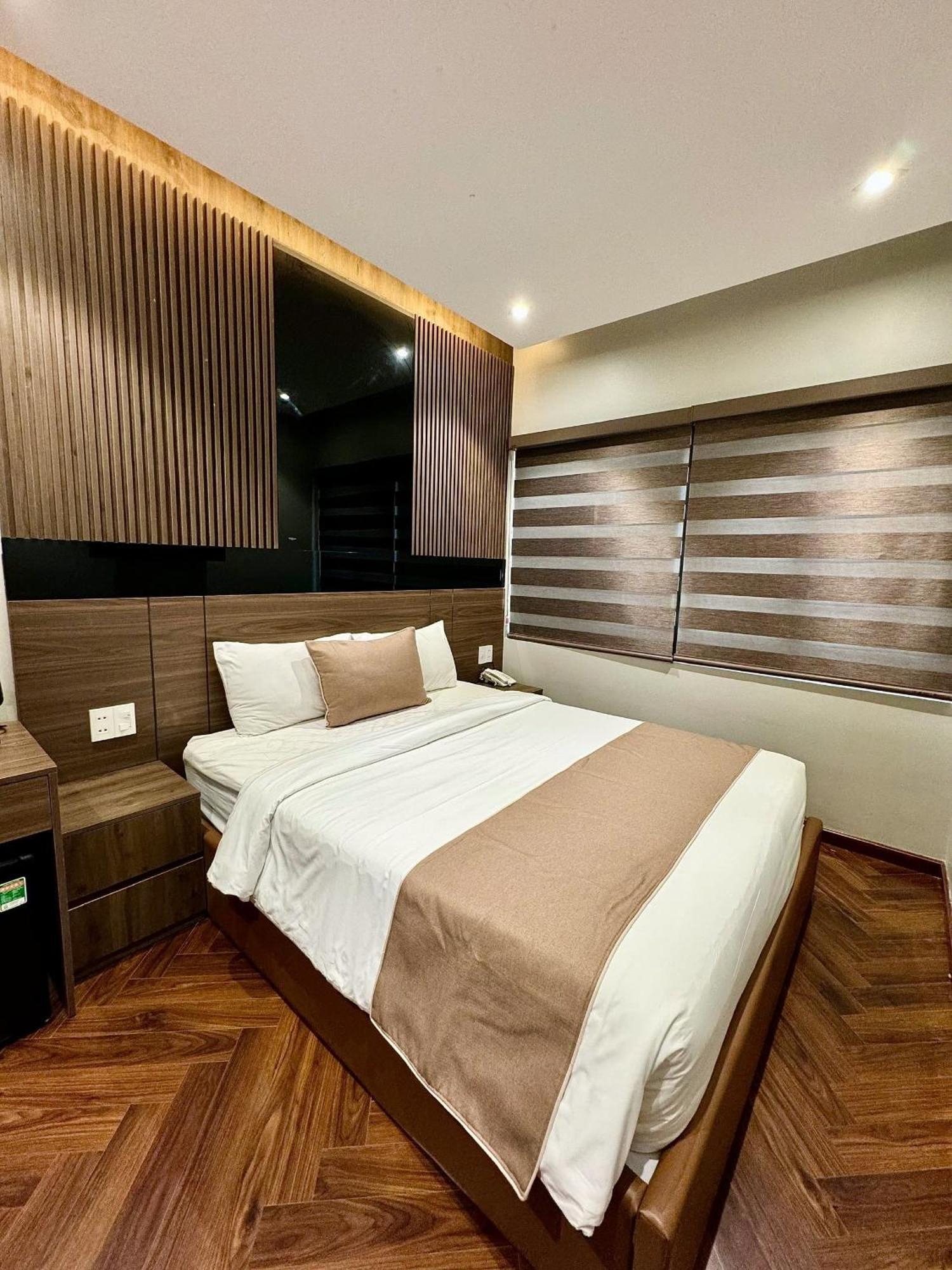 Long 2 * Vung Tau