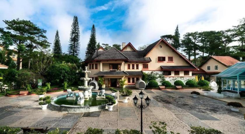 Tea Resort