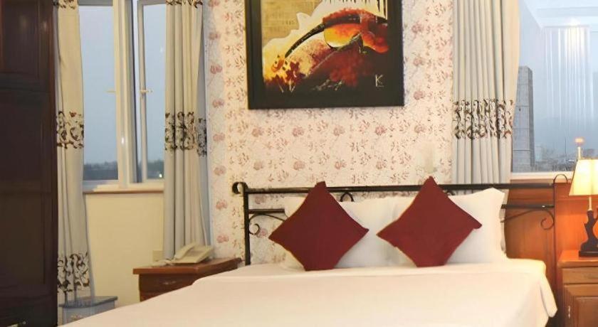 Omega Hotel 2*