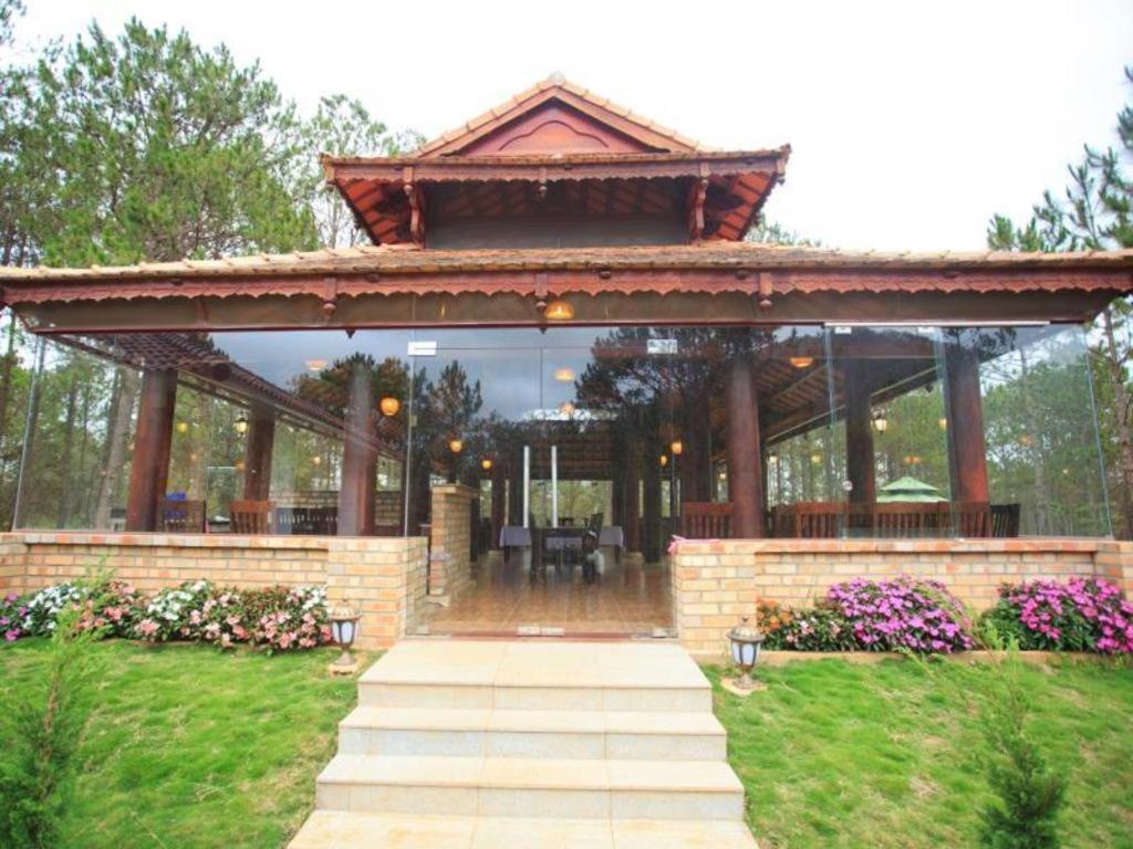 Sam Tuyen Lam Khu nghỉ mát 4*