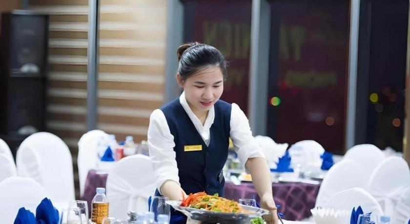 Khach San Toan Thang Stone Hotel 4*