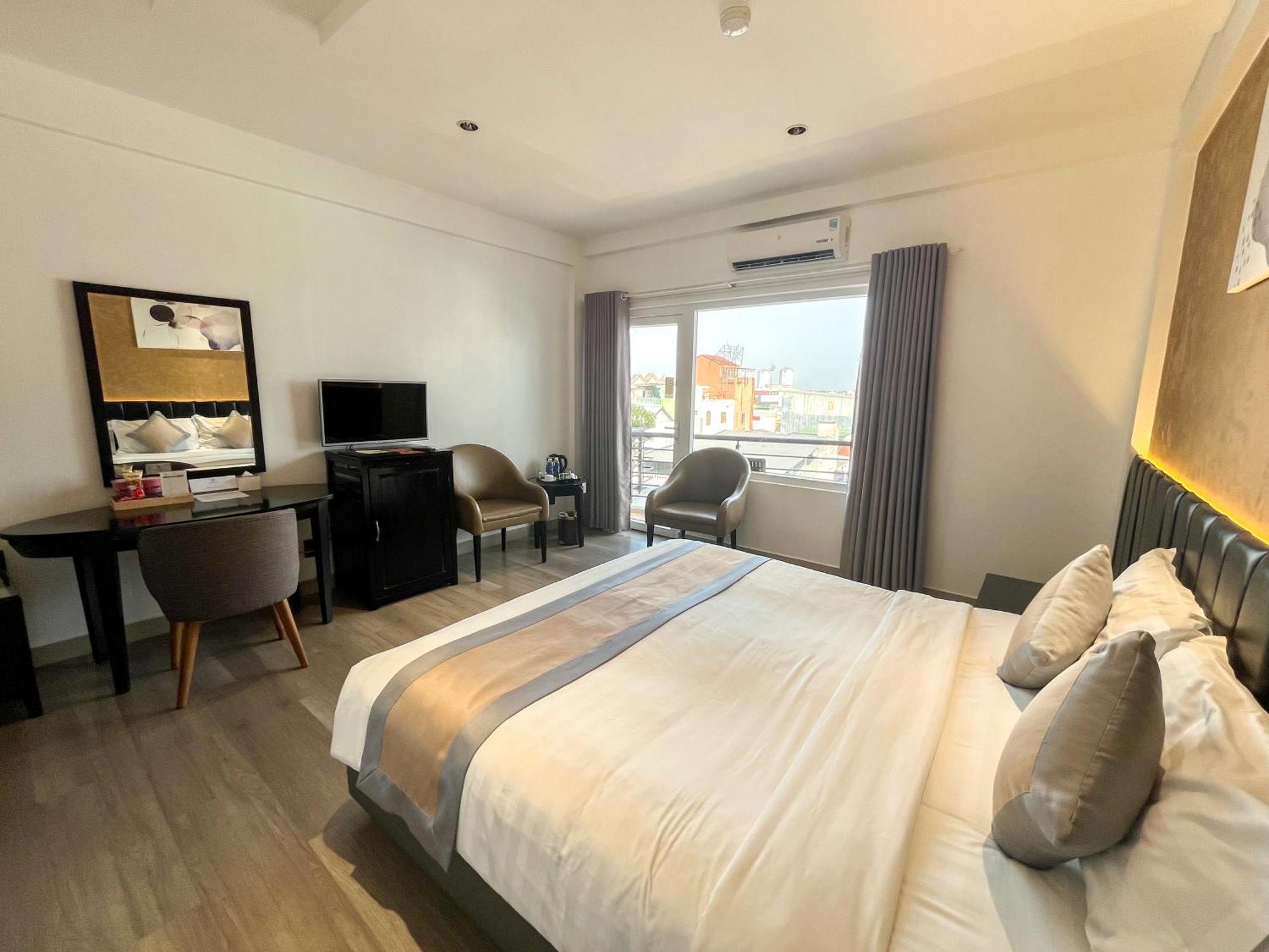 Hotel Rosaleen Boutique Hue