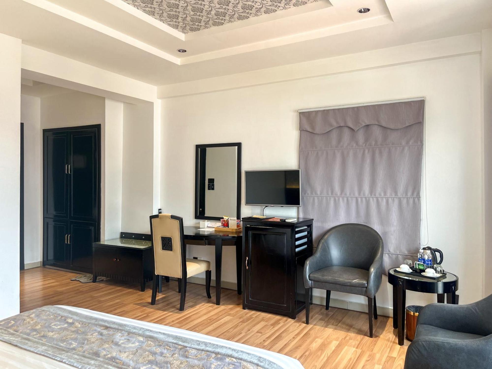 Rosaleen Boutique 3* Hue