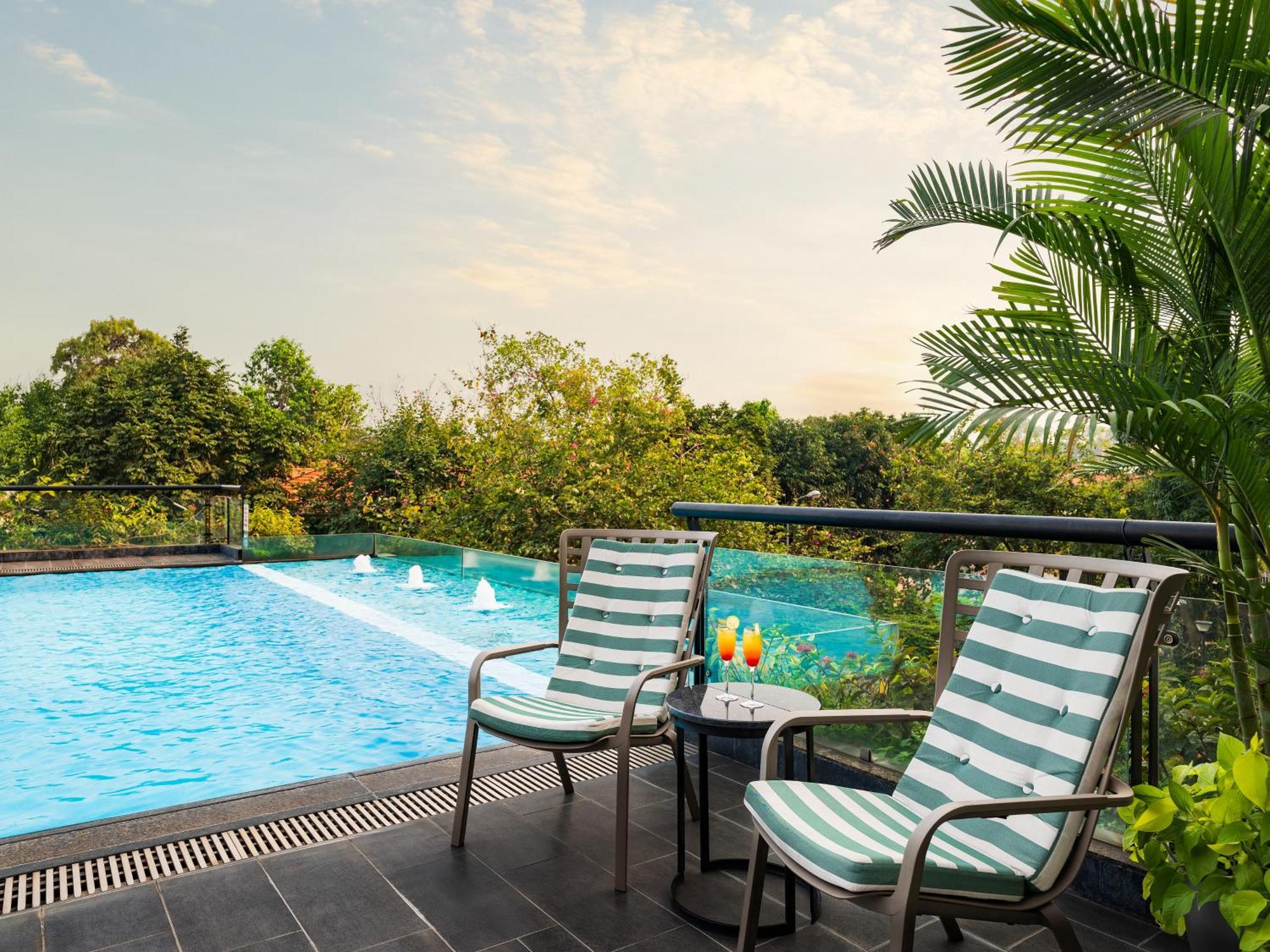 Elegant Westlake Hotel Hanoi