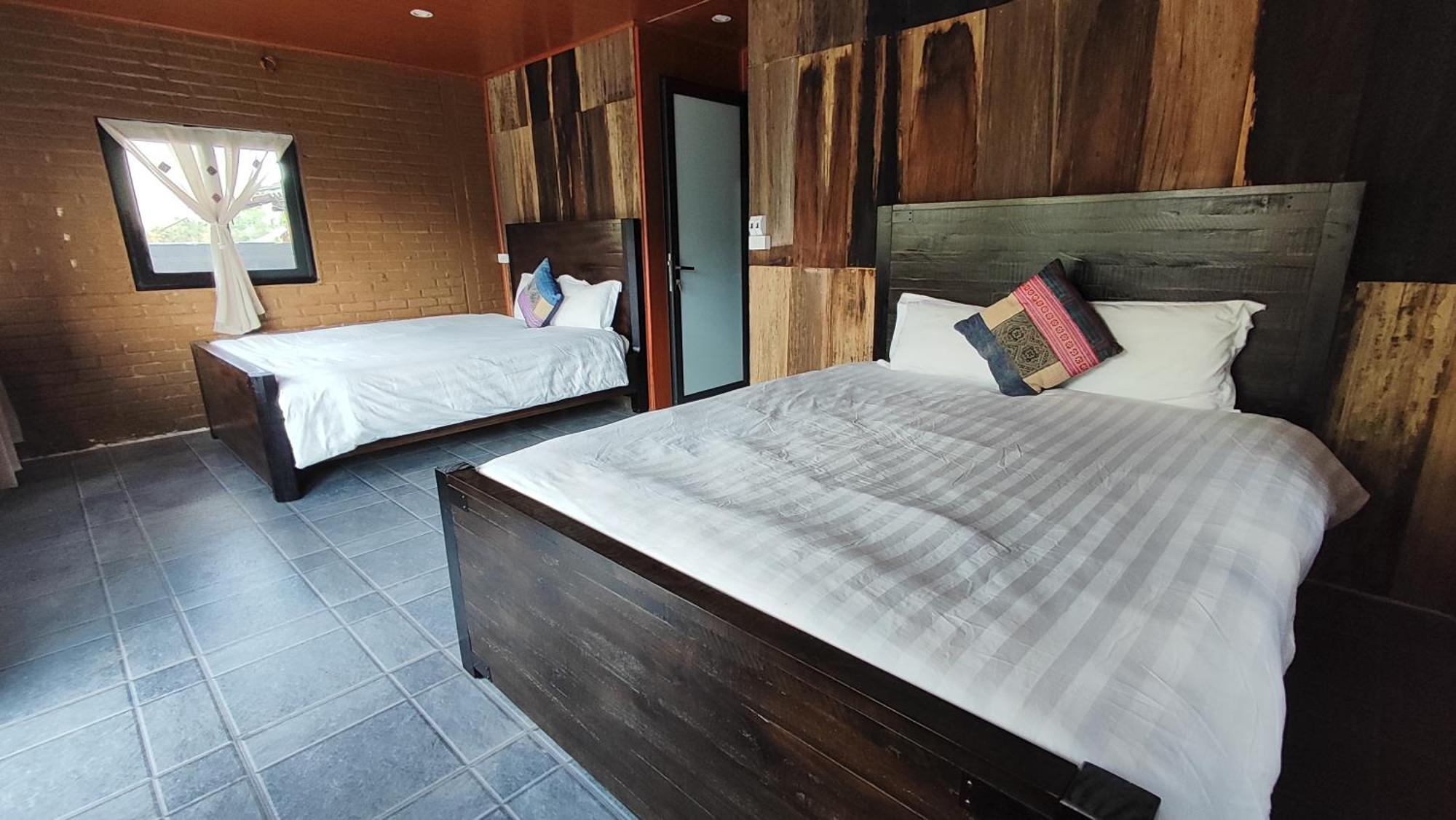 Tavan View Homestay *
