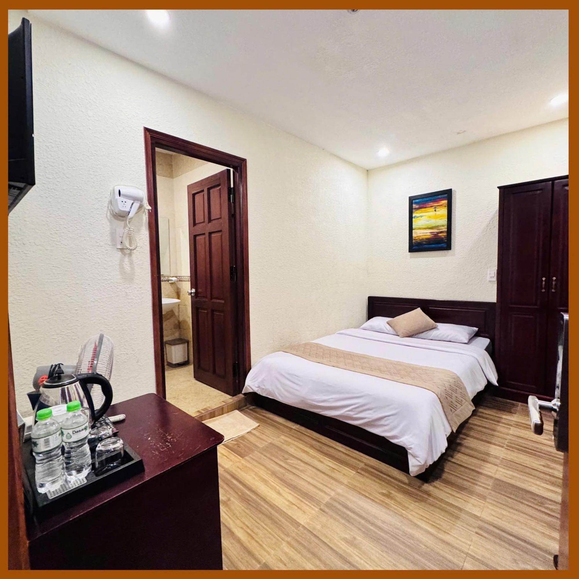 Nam Xuan Premium Khách sạn 2*